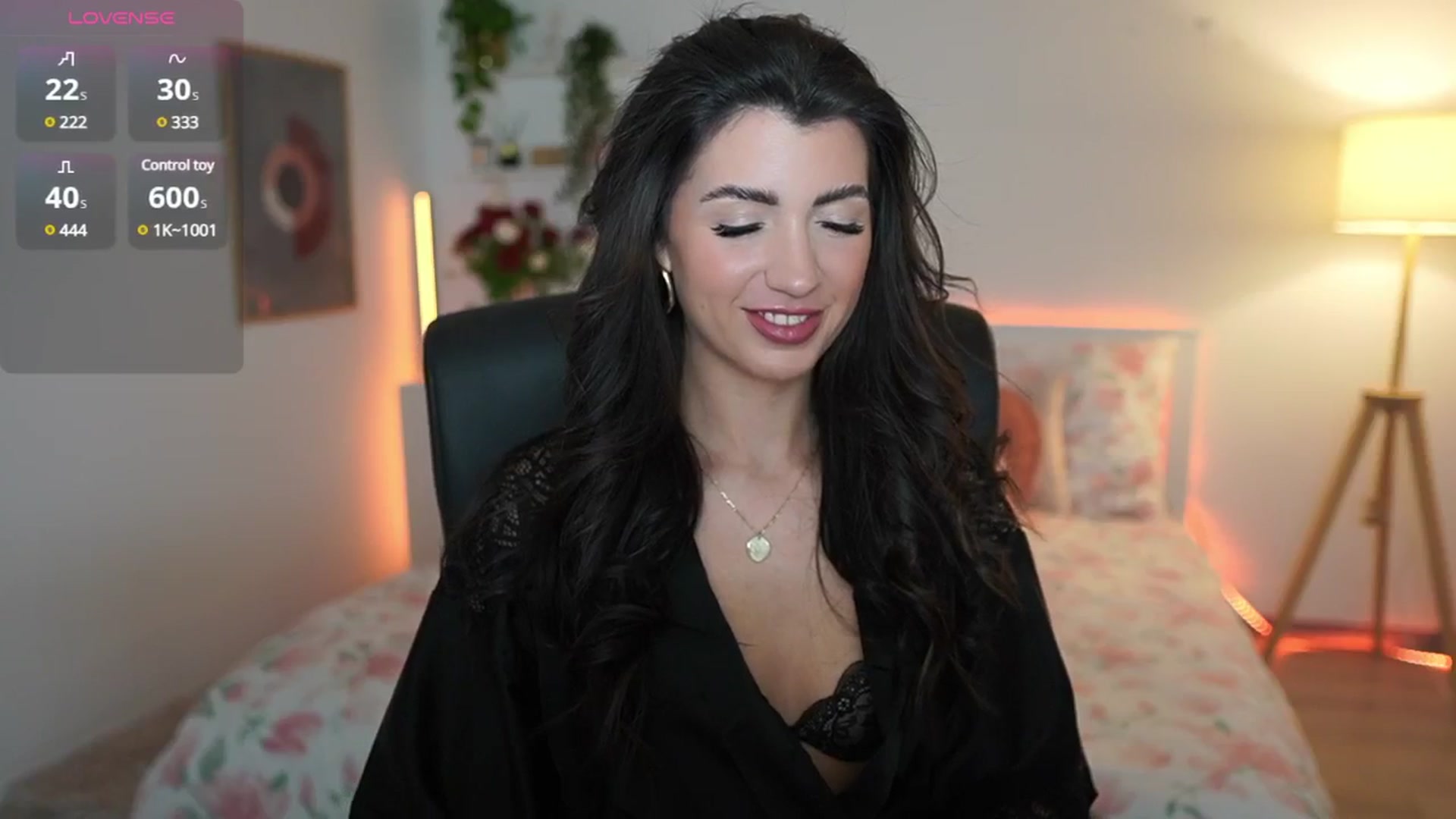 Gallery image thumbnail from Julia_Roca's myfreecams stream on, 03/21/2025, 19:32 image 7 of 20