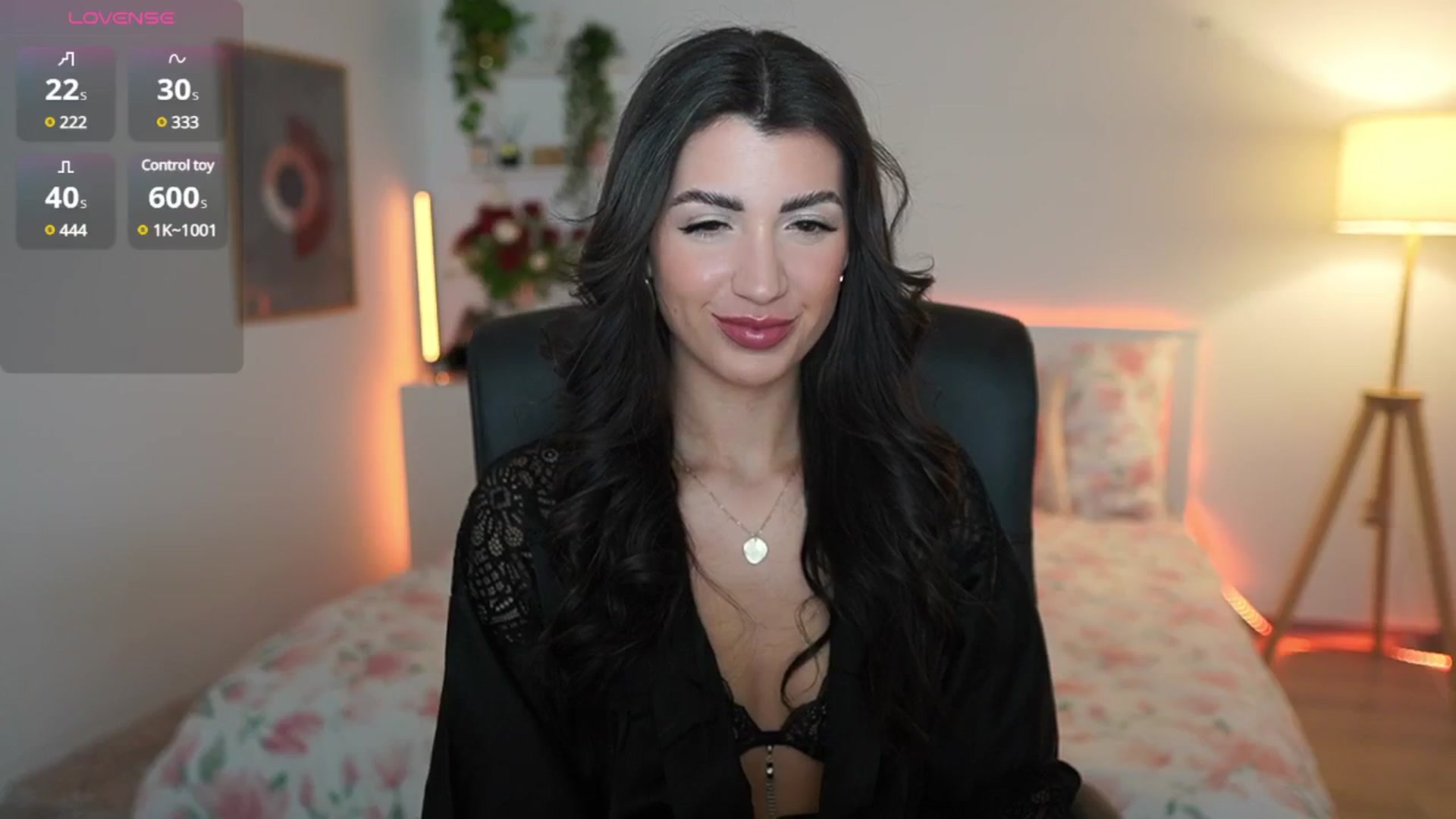Gallery image thumbnail from Julia_Roca's myfreecams stream on, 03/21/2025, 19:32 image 4 of 20