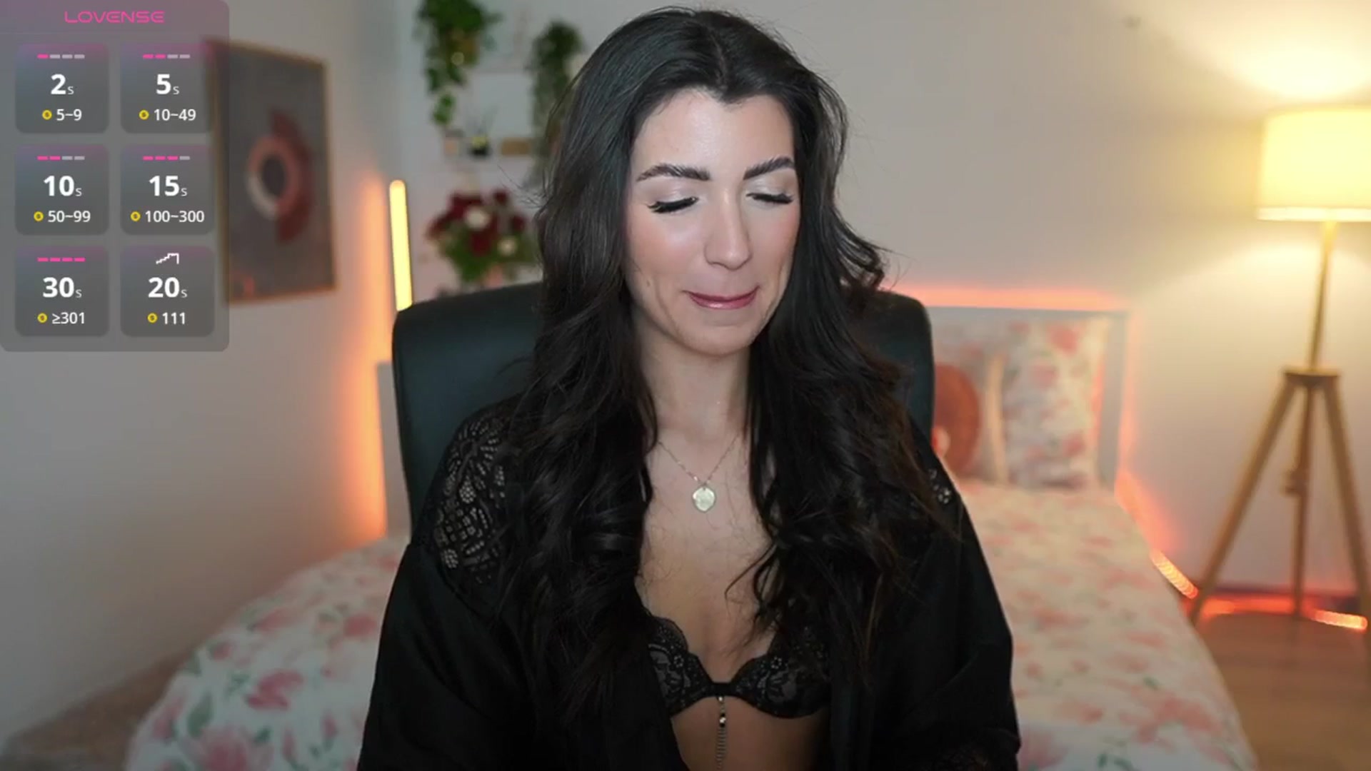 Gallery image thumbnail from Julia_Roca's myfreecams stream on, 03/21/2025, 19:32 image 10 of 20