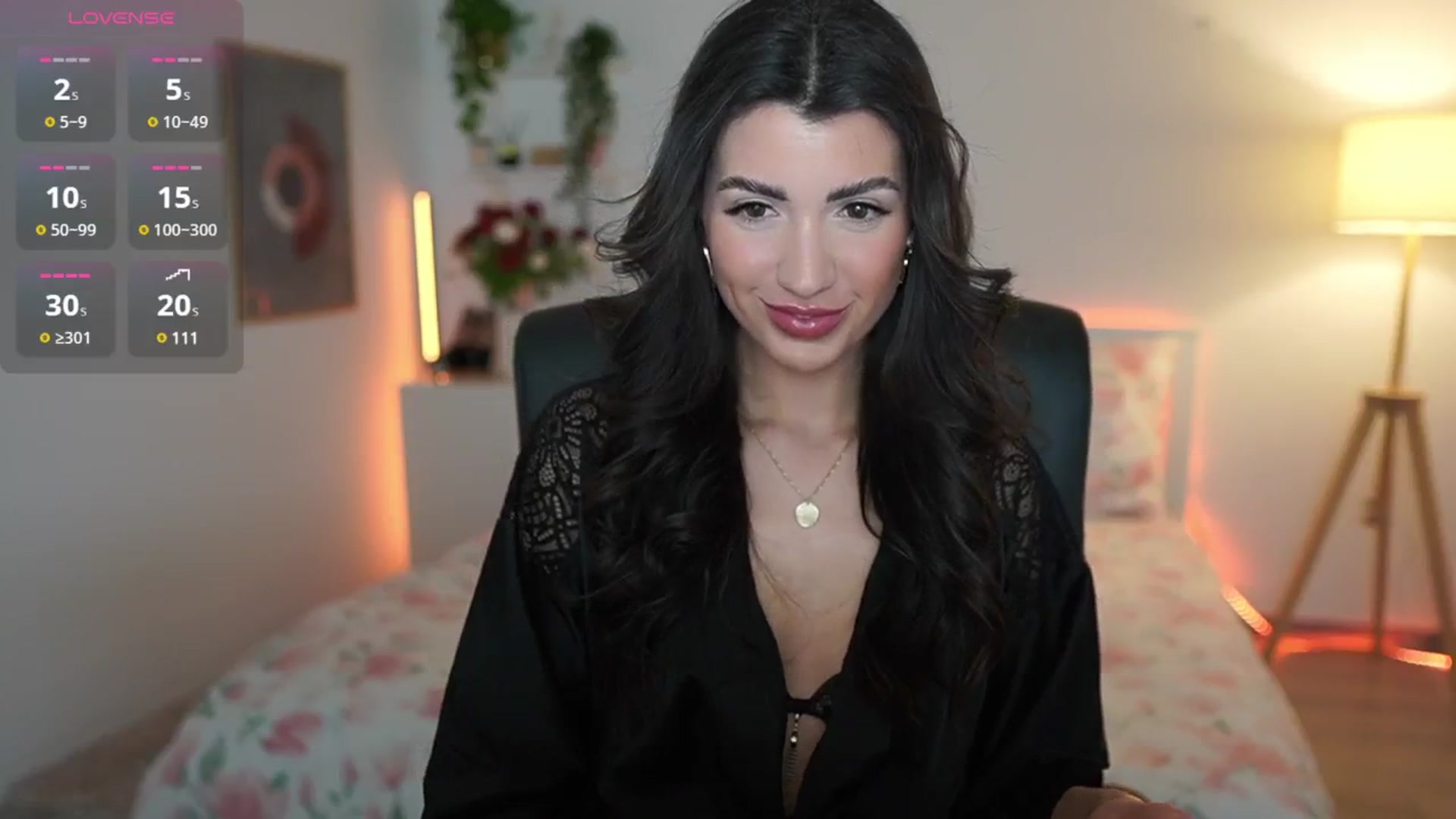 Gallery image thumbnail from Julia_Roca's myfreecams stream on, 03/21/2025, 19:32 image 2 of 20