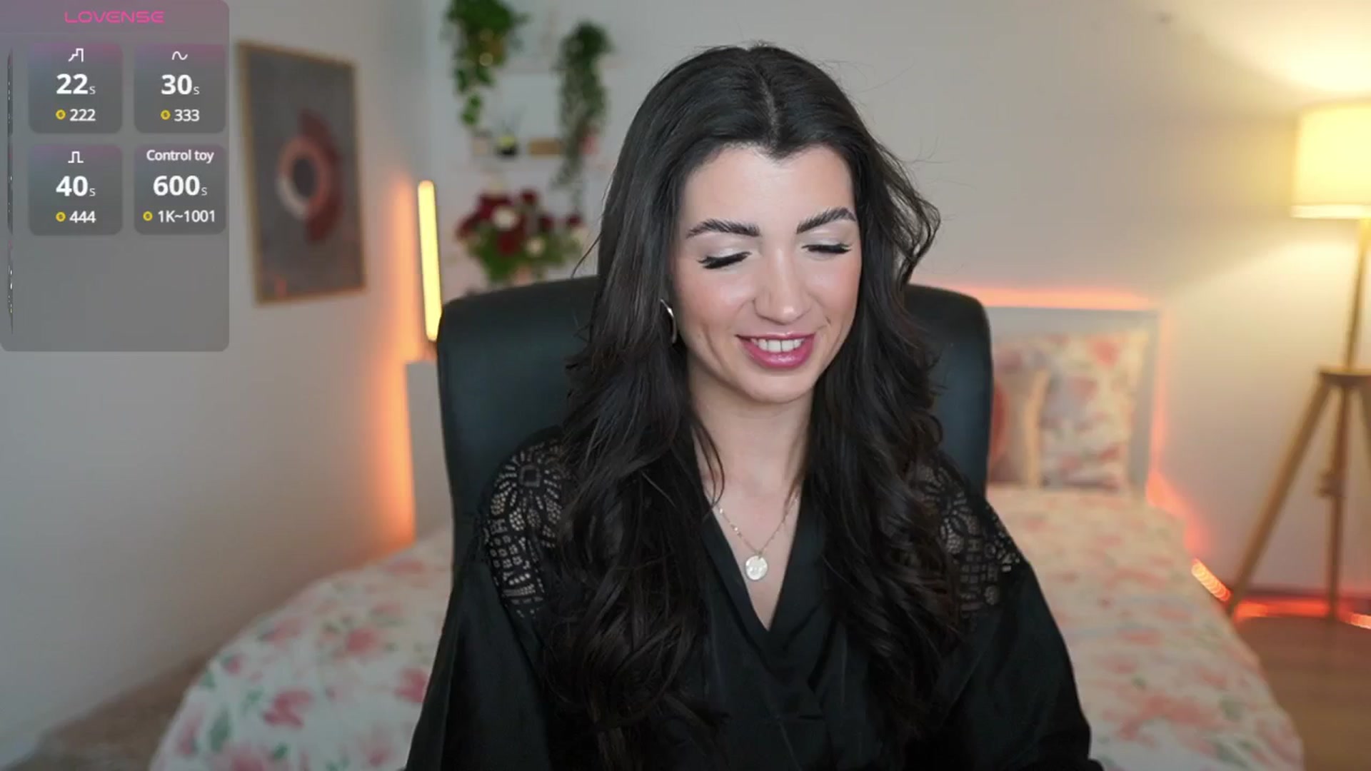 Gallery image thumbnail from Julia_Roca's myfreecams stream on, 03/21/2025, 20:53 image 1 of 20