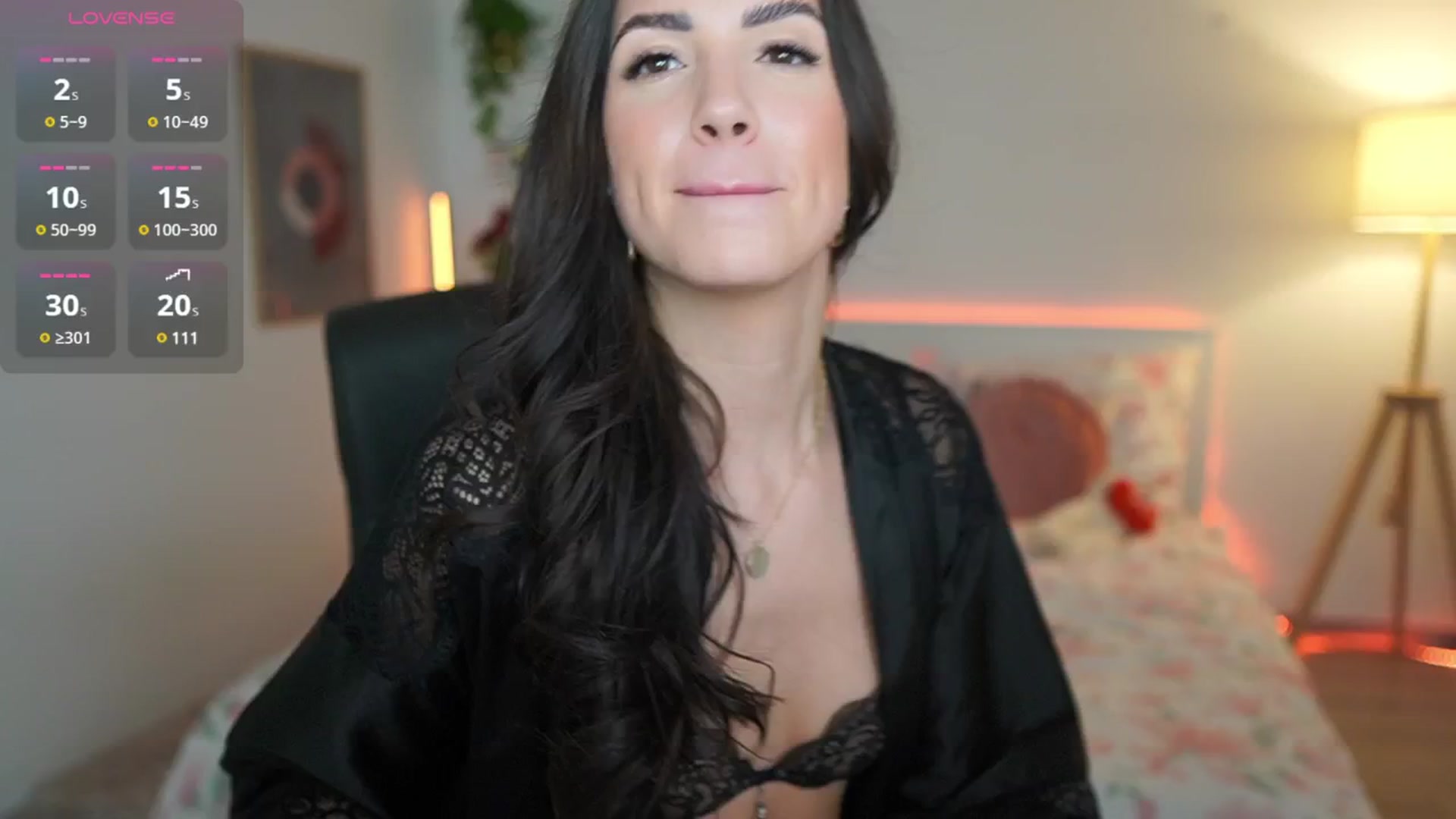 Gallery image thumbnail from Julia_Roca's myfreecams stream on, 03/22/2025, 24:15 image 5 of 20