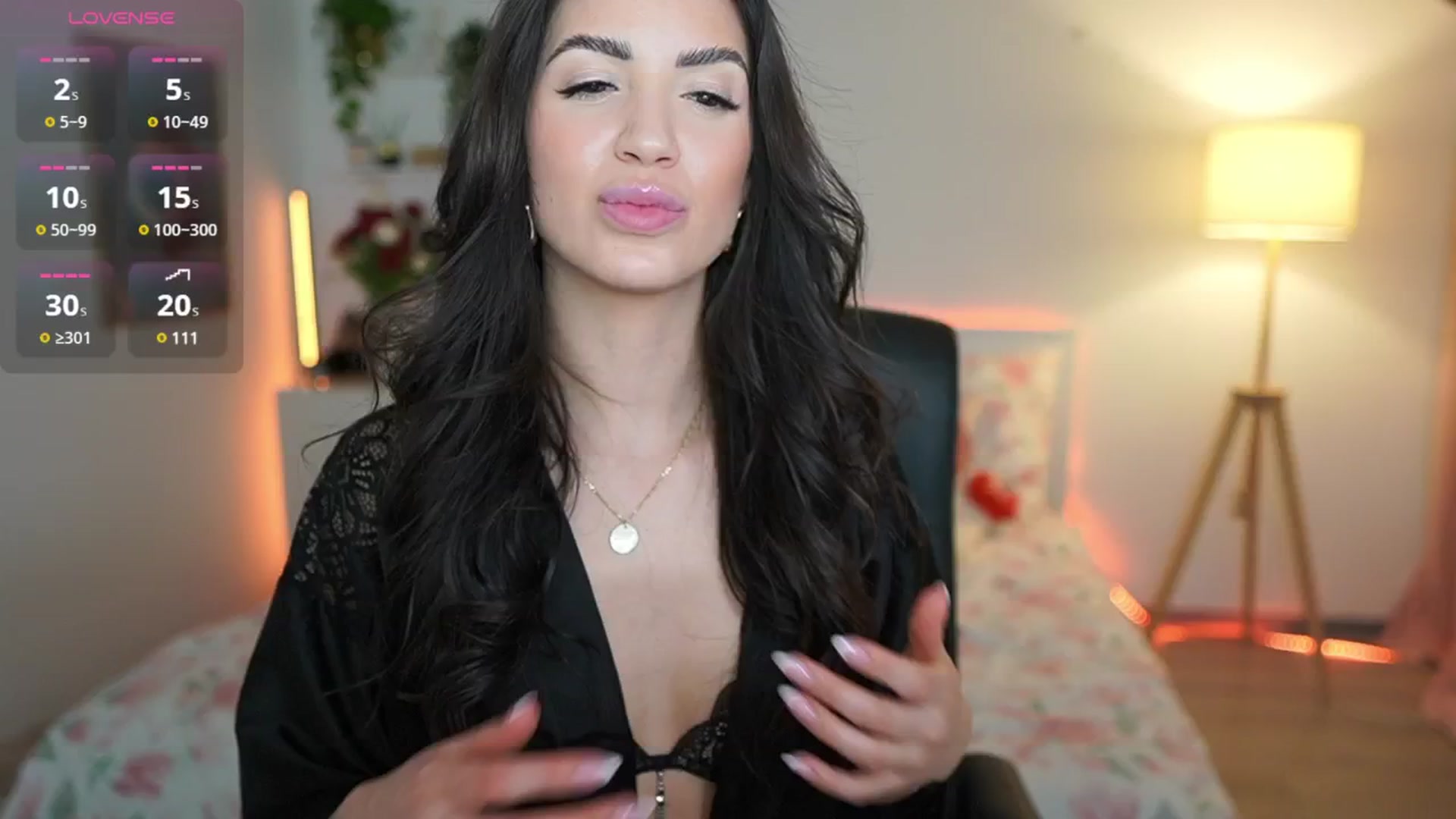 Gallery image thumbnail from Julia_Roca's myfreecams stream on, 03/22/2025, 24:15 image 20 of 20
