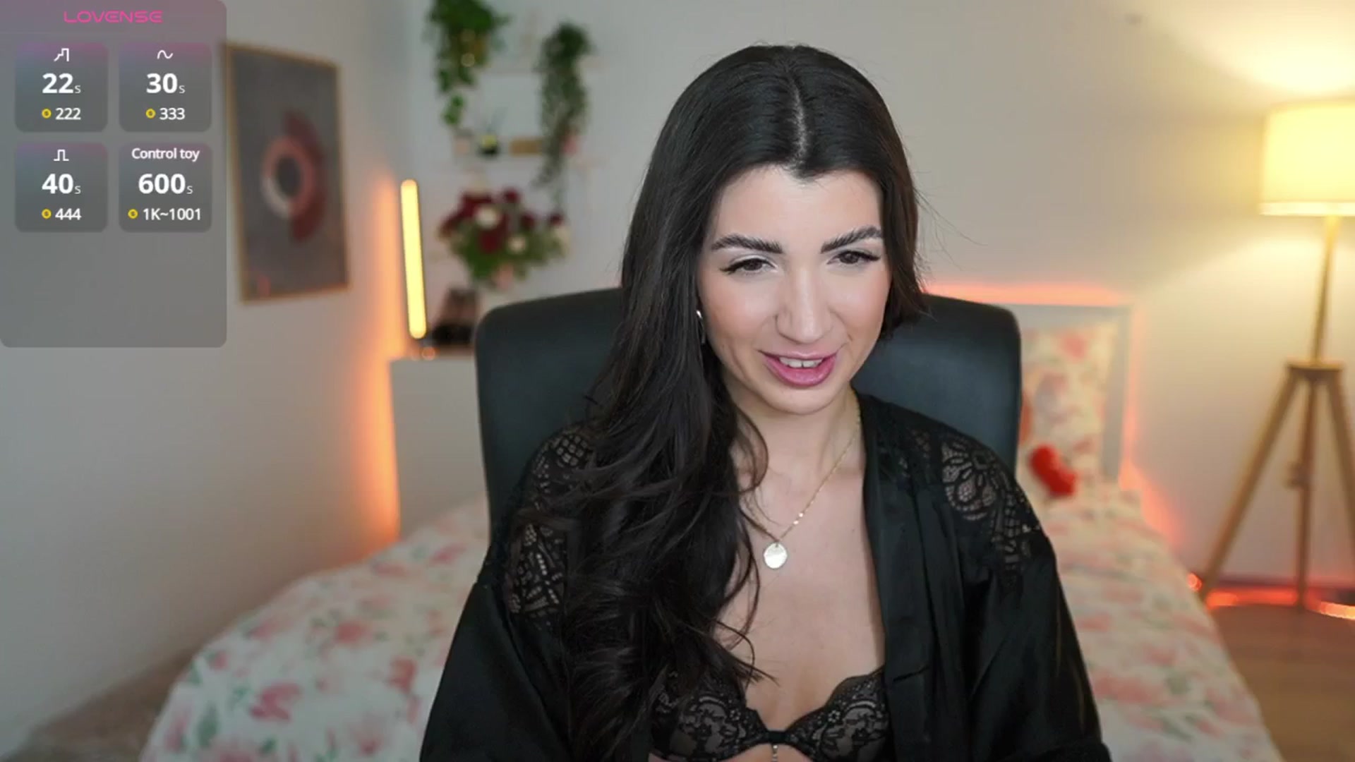 Gallery image thumbnail from Julia_Roca's myfreecams stream on, 03/22/2025, 24:15 image 3 of 20