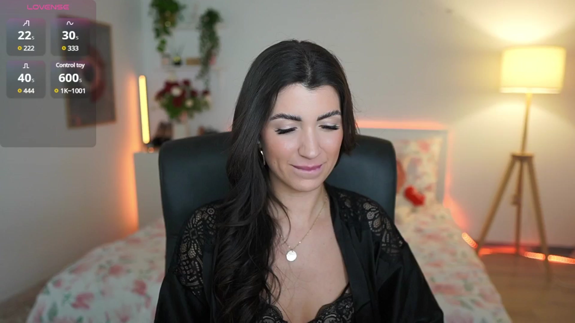 Gallery image thumbnail from Julia_Roca's myfreecams stream on, 03/22/2025, 24:44 image 6 of 20