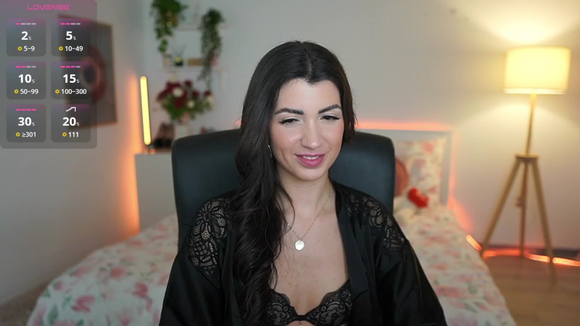 Gallery image thumbnail from Julia_Roca's myfreecams stream on, 03/22/2025, 24:44 image 1 of 20