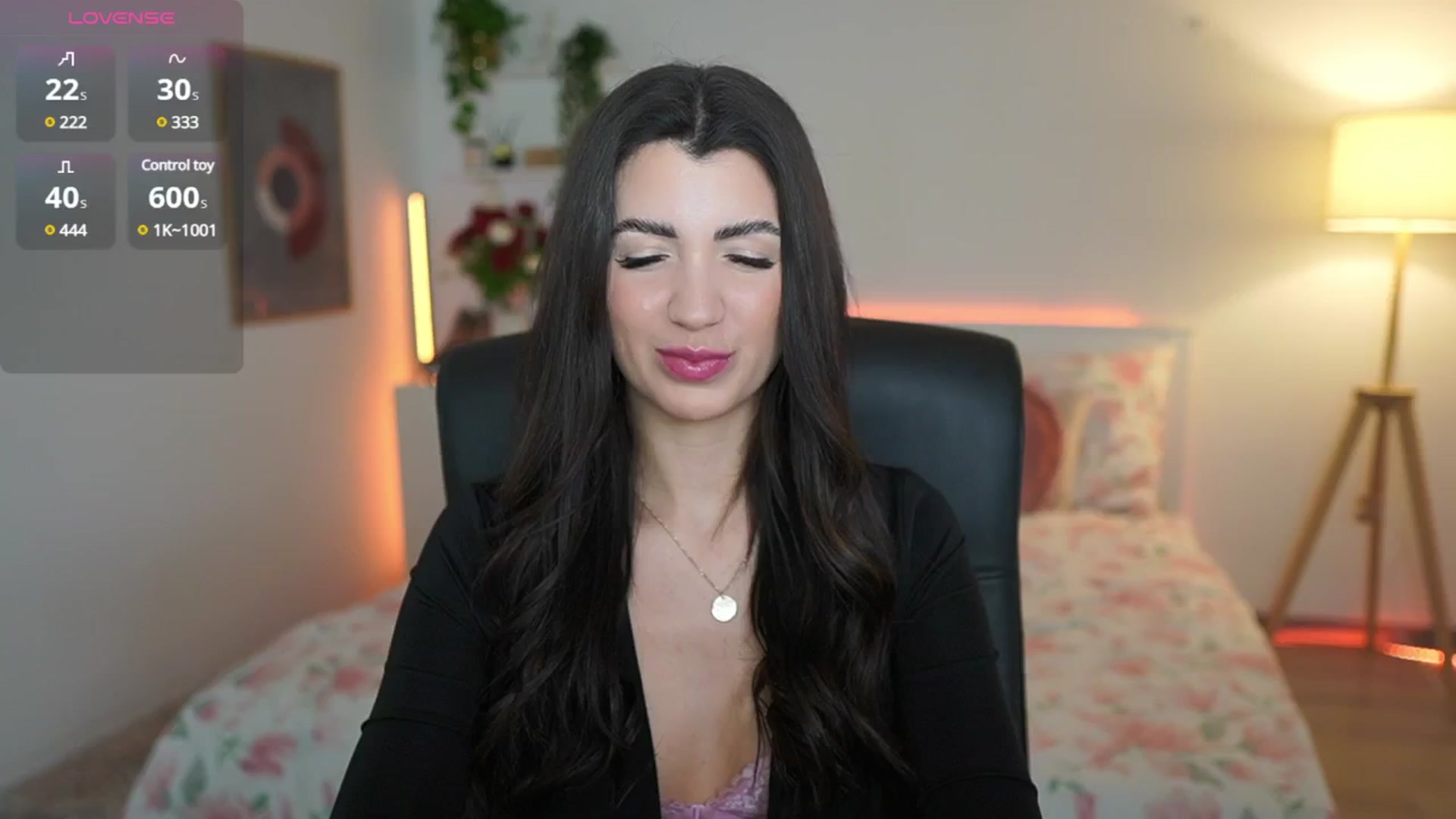 Gallery image thumbnail from Julia_Roca's myfreecams stream on, 03/22/2025, 21:12 image 1 of 20