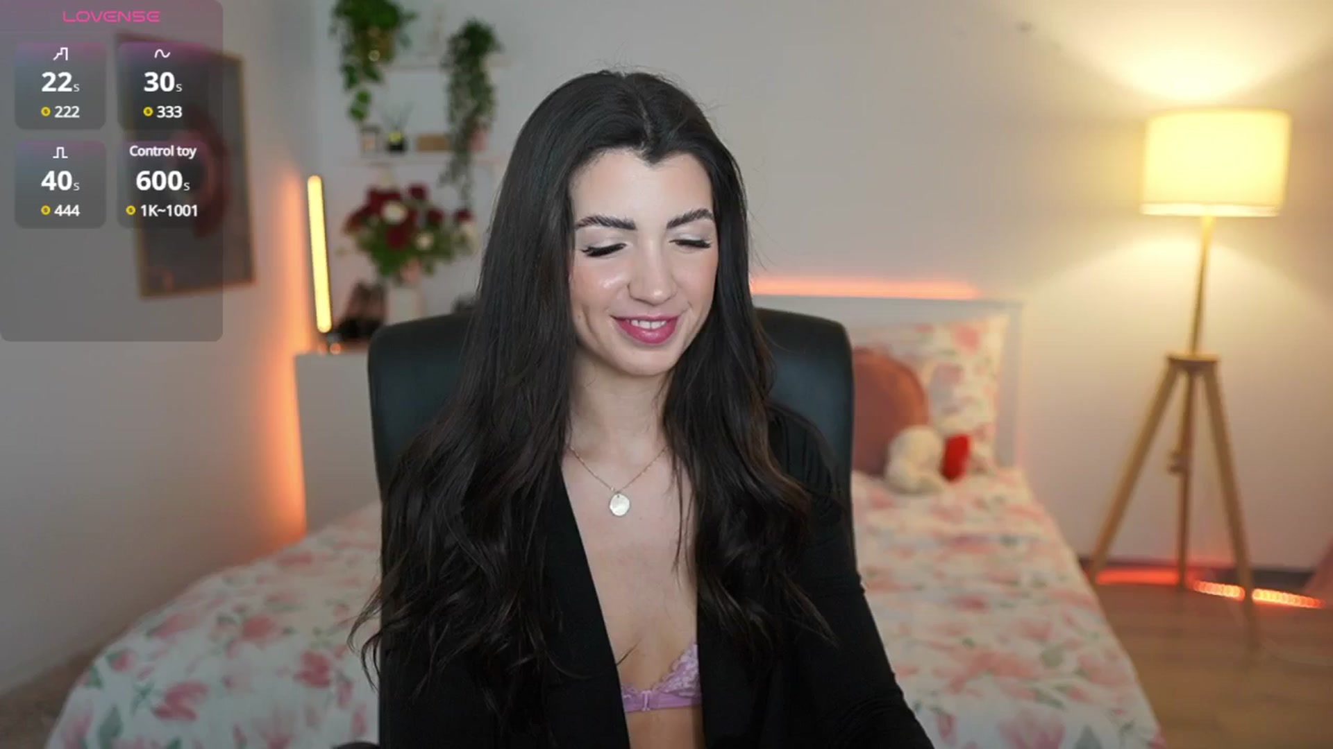 Gallery image thumbnail from Julia_Roca's myfreecams stream on, 03/22/2025, 21:12 image 9 of 20