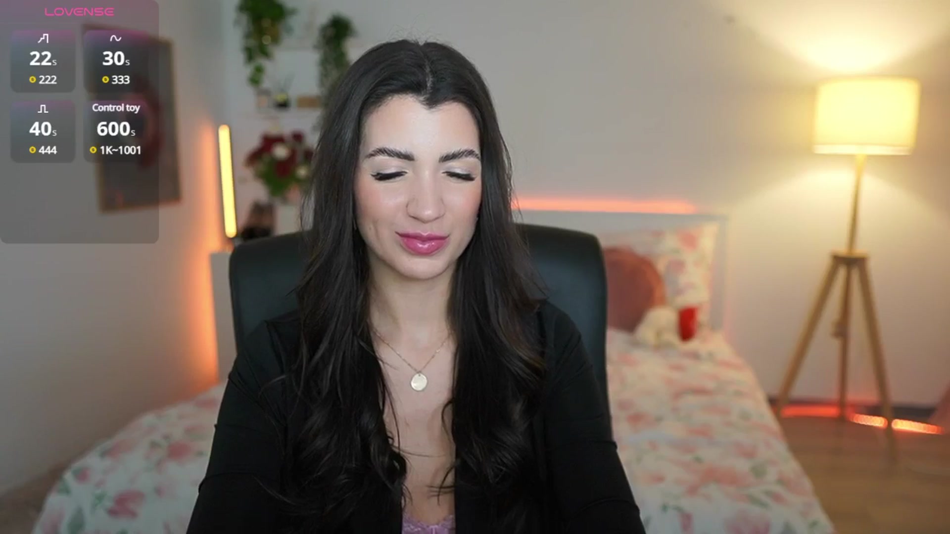 Gallery image thumbnail from Julia_Roca's myfreecams stream on, 03/22/2025, 21:12 image 19 of 20