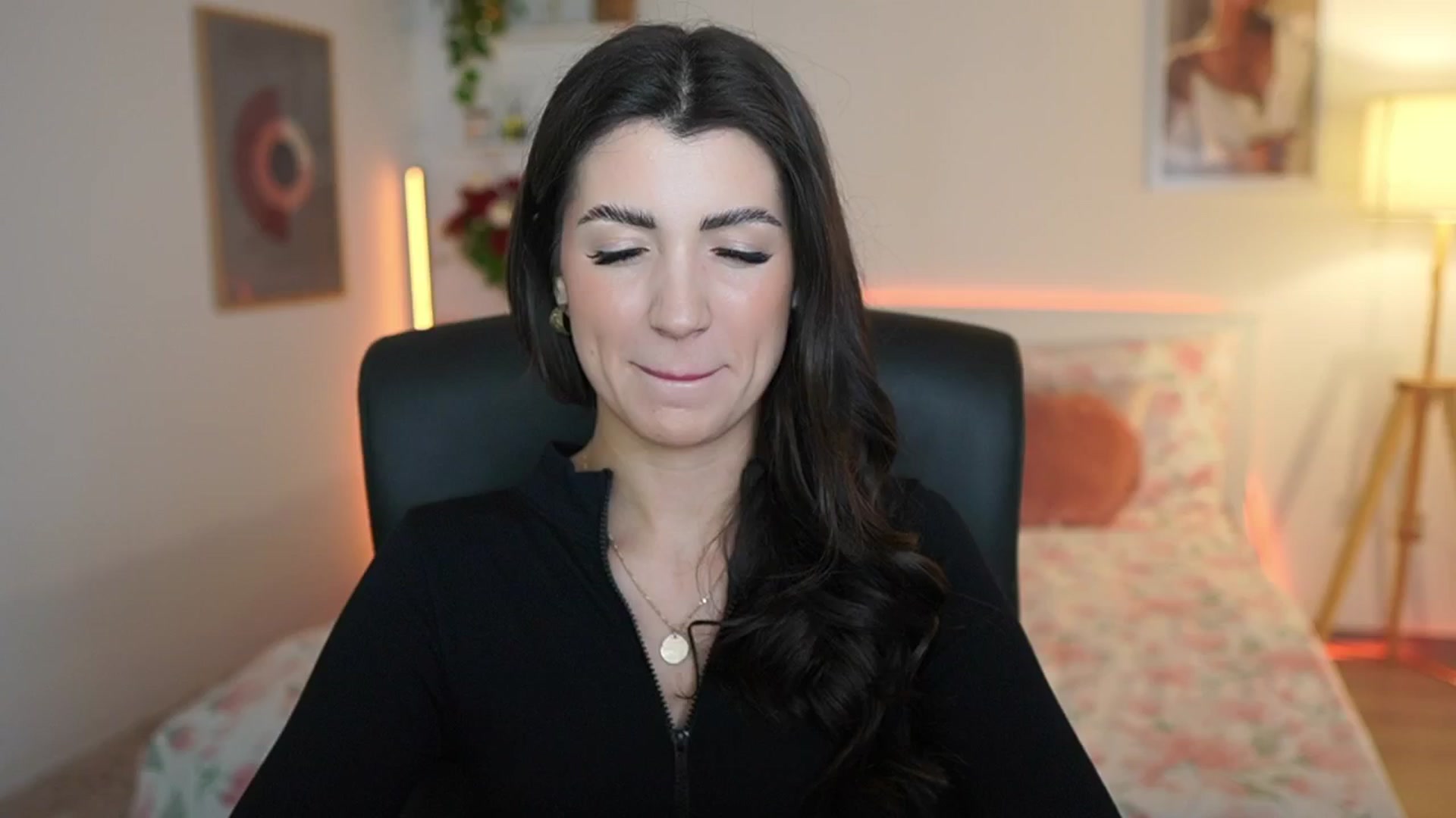 Gallery image thumbnail from Julia_Roca's myfreecams stream on, 03/23/2025, 20:16 image 1 of 20