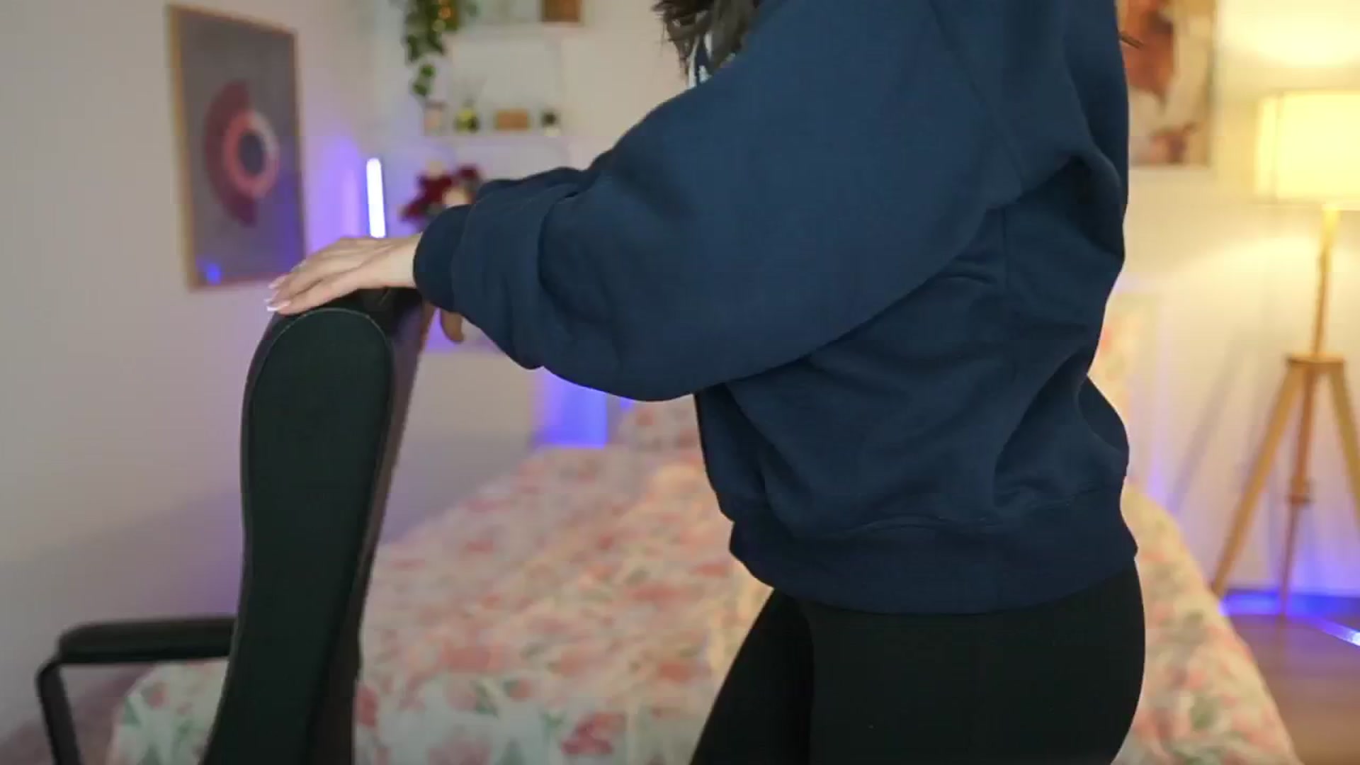 Gallery image thumbnail from Julia_Roca's myfreecams stream on, 03/24/2025, 20:16 image 6 of 20