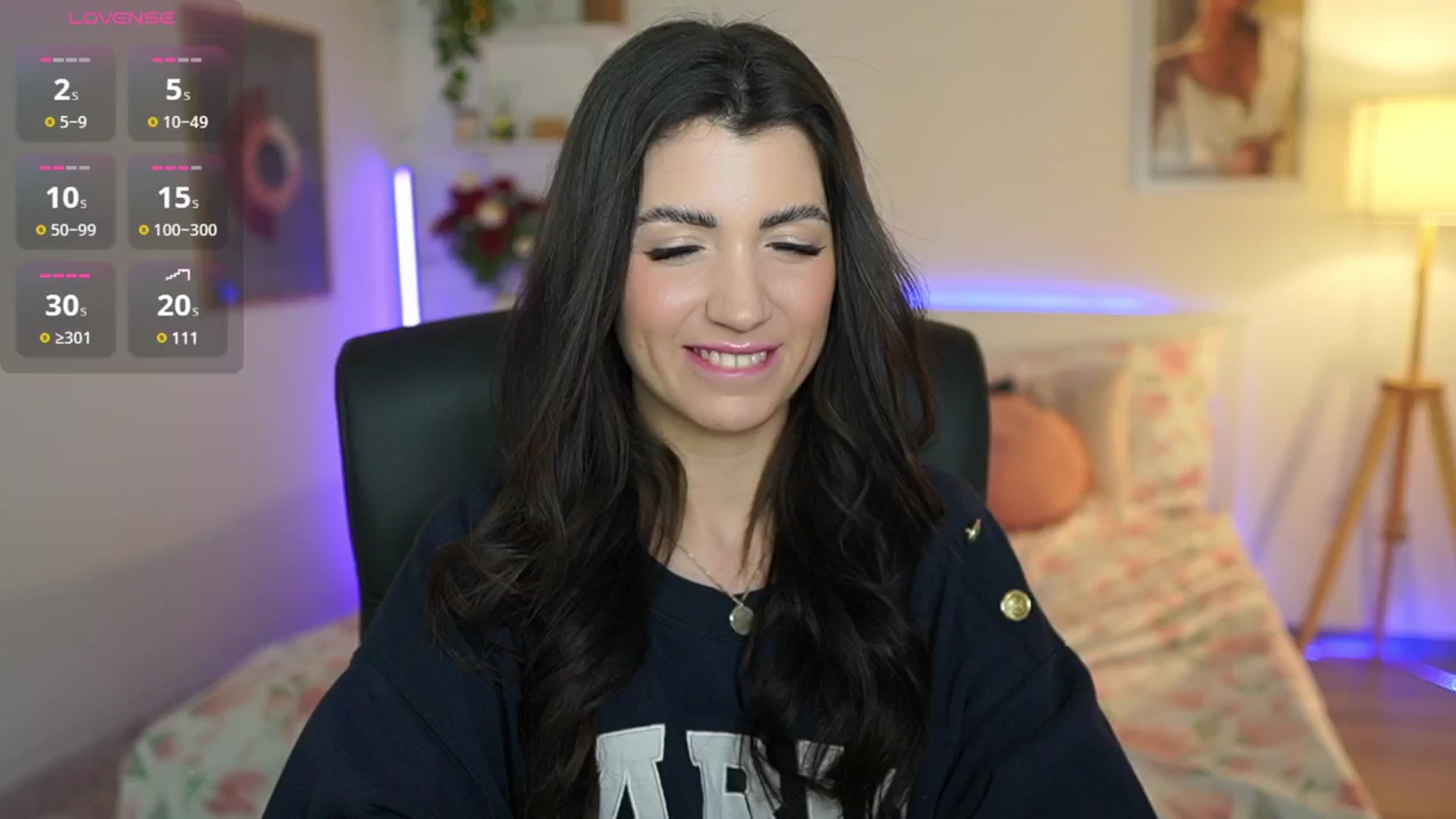 Gallery image thumbnail from Julia_Roca's myfreecams stream on, 03/24/2025, 23:18 image 16 of 20