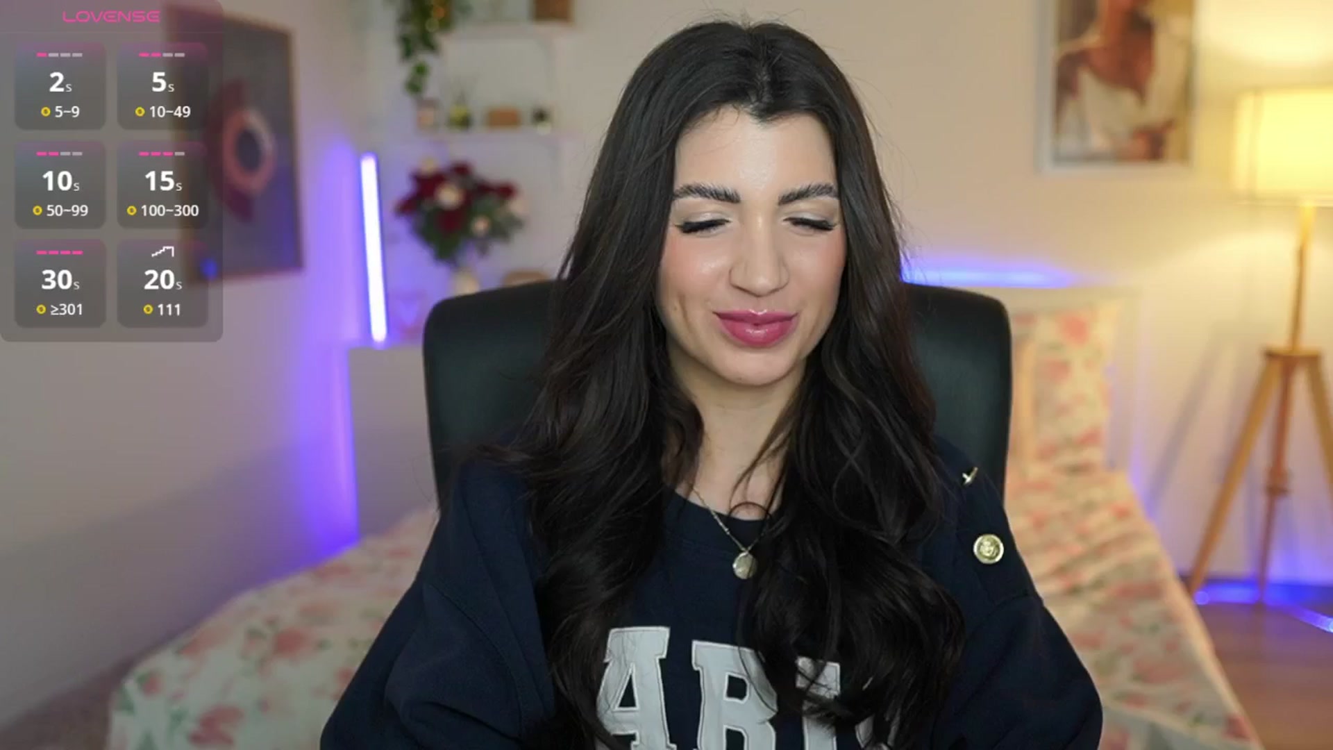 Gallery image thumbnail from Julia_Roca's myfreecams stream on, 03/24/2025, 23:18 image 13 of 20