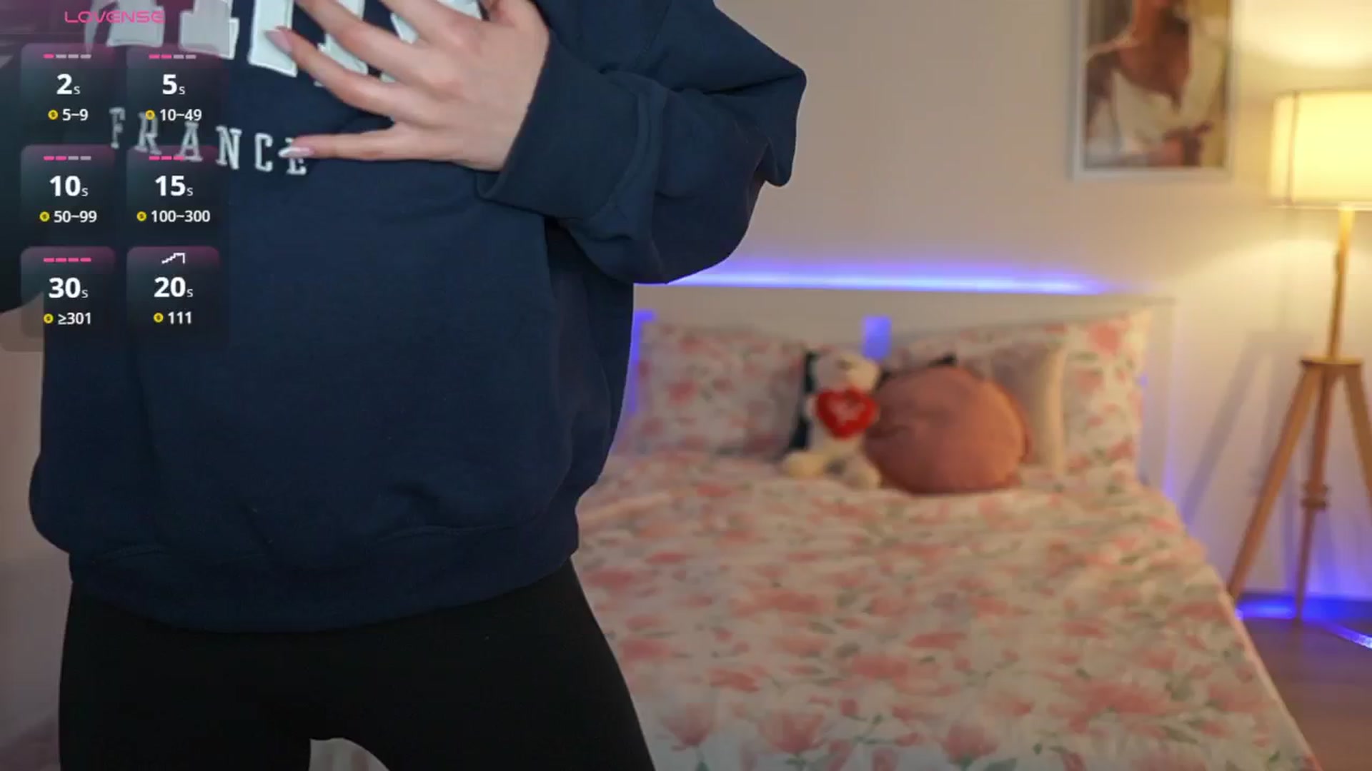 Gallery image thumbnail from Julia_Roca's myfreecams stream on, 03/24/2025, 23:18 image 3 of 20