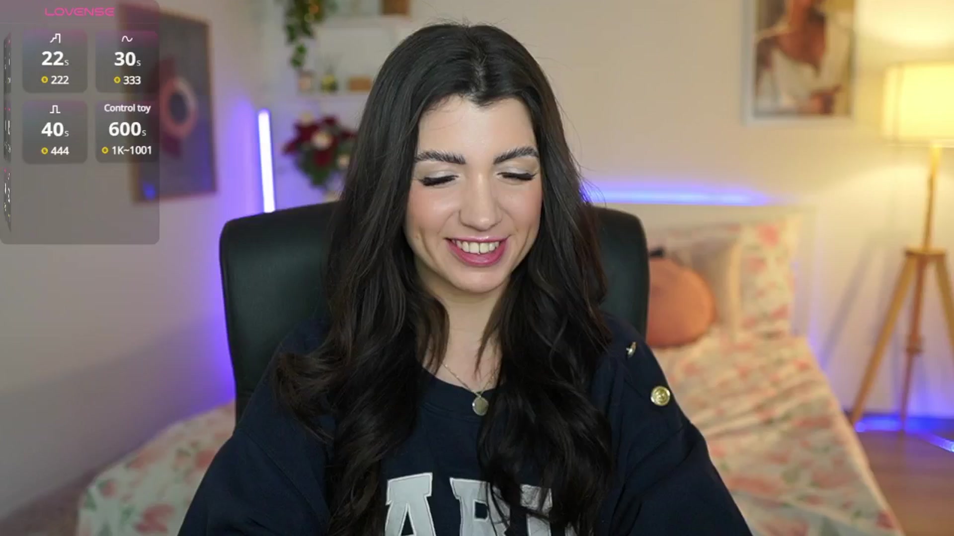 Gallery image thumbnail from Julia_Roca's myfreecams stream on, 03/24/2025, 23:18 image 18 of 20
