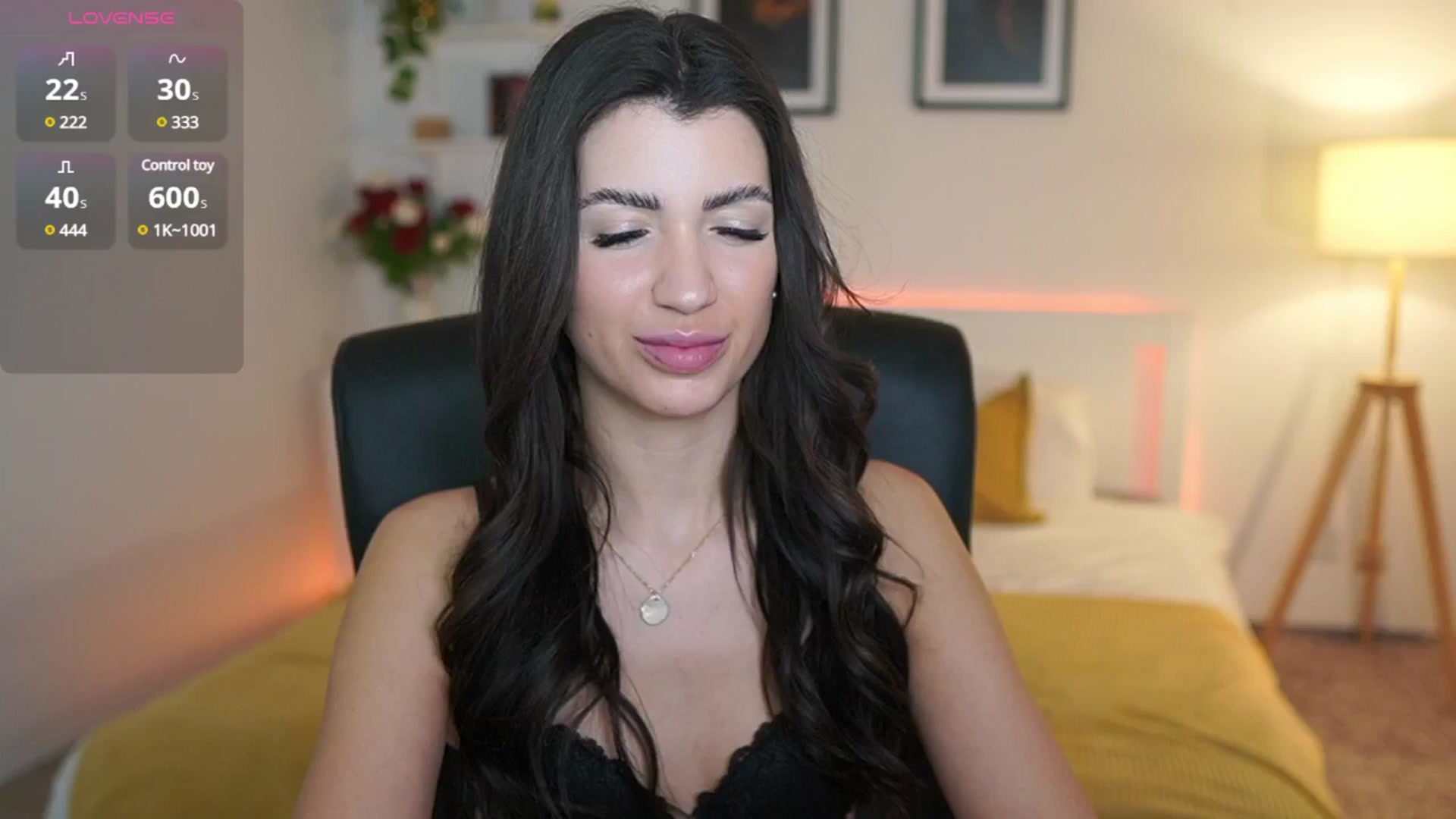 Gallery image thumbnail from Julia_Roca's myfreecams stream on, 03/26/2025, 24:01 image 9 of 20