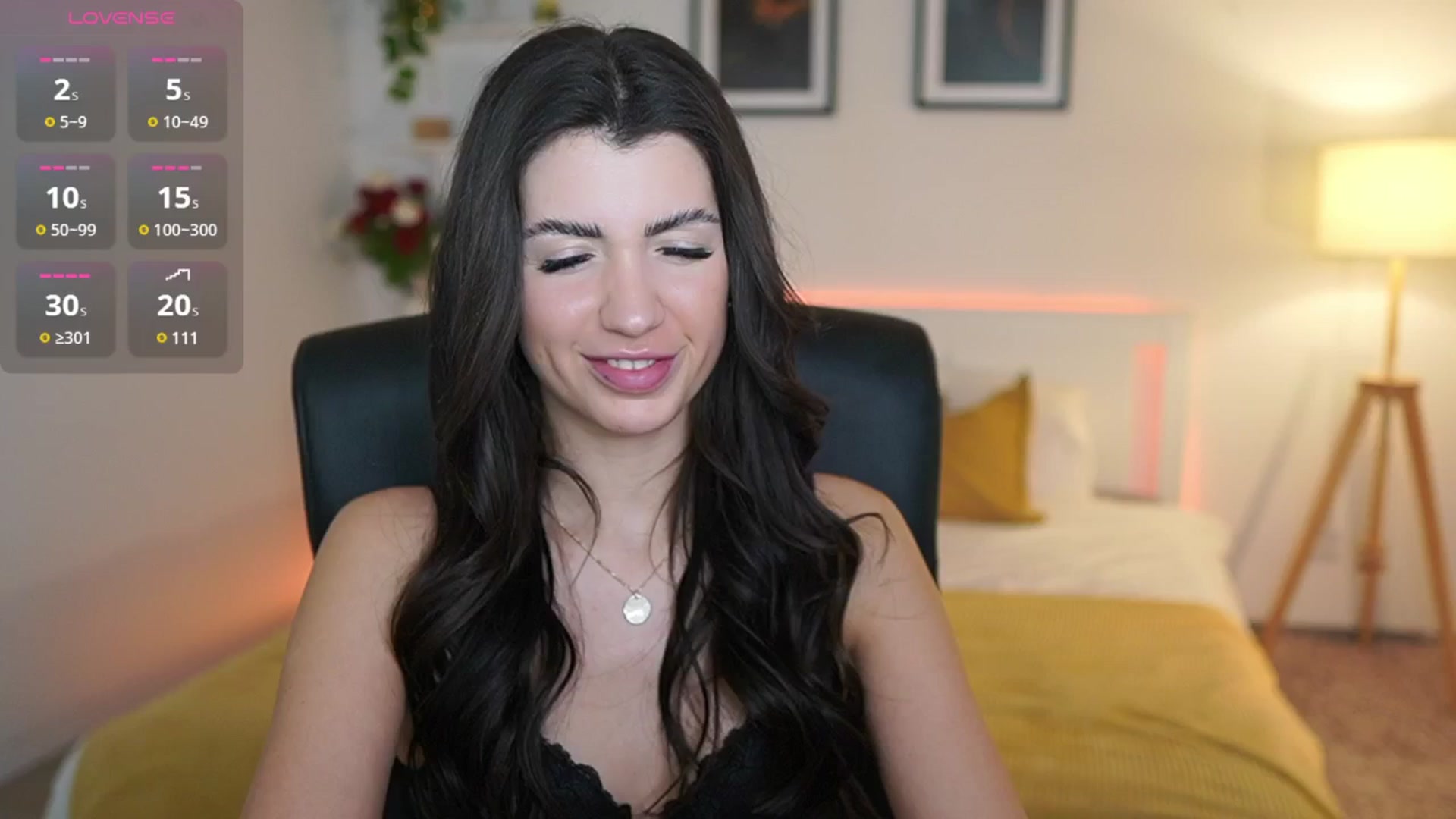 Gallery image thumbnail from Julia_Roca's myfreecams stream on, 03/26/2025, 24:01 image 11 of 20