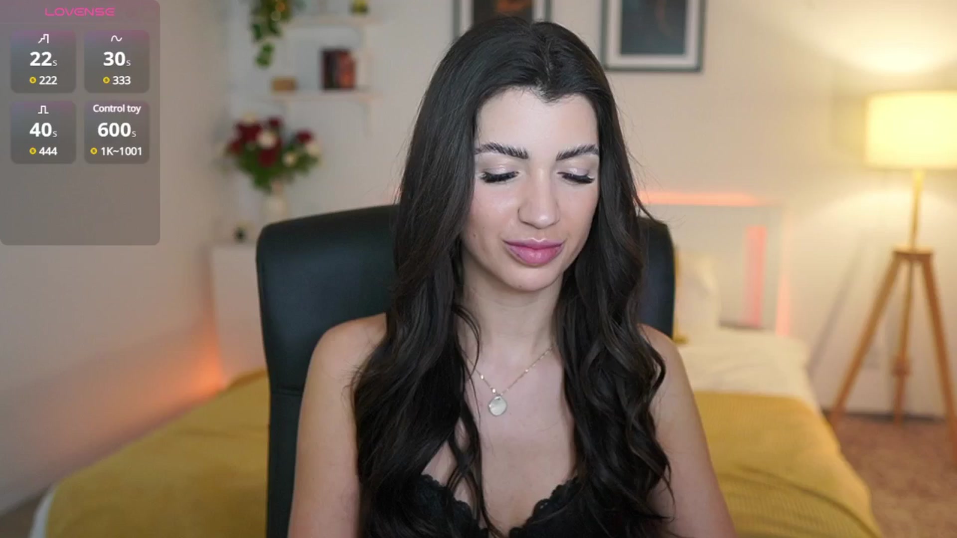 Gallery image thumbnail from Julia_Roca's myfreecams stream on, 03/26/2025, 24:01 image 8 of 20