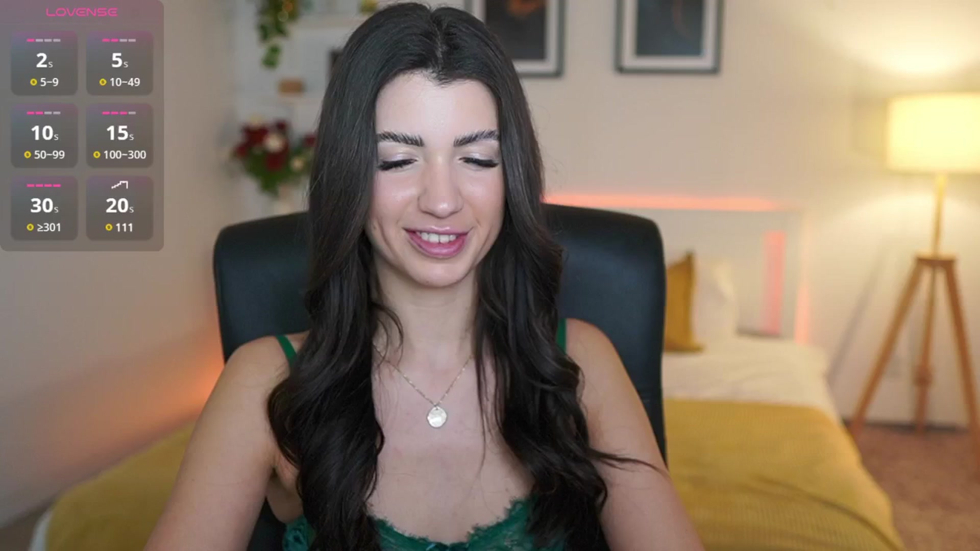 Gallery image thumbnail from Julia_Roca's myfreecams stream on, 03/26/2025, 24:35 image 8 of 20