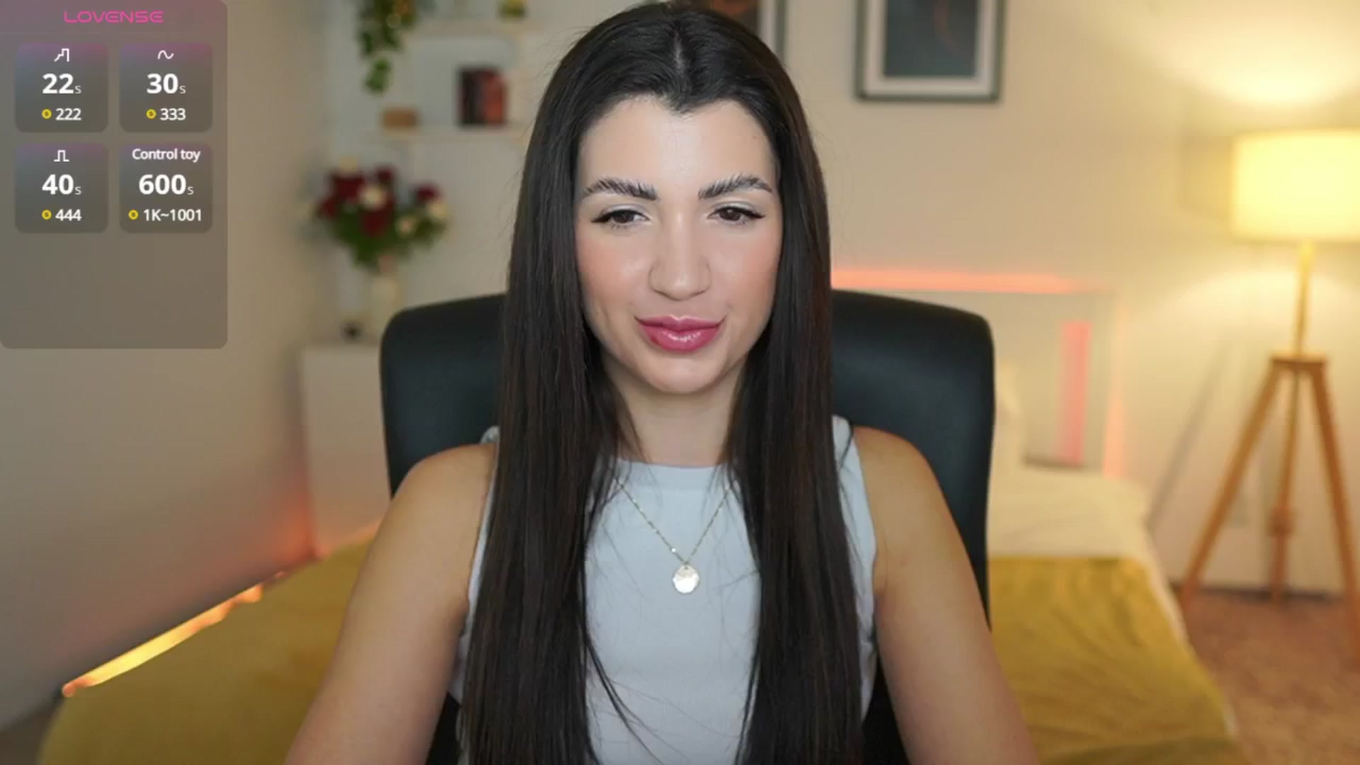 Gallery image thumbnail from Julia_Roca's myfreecams stream on, 03/28/2025, 20:42 image 2 of 20