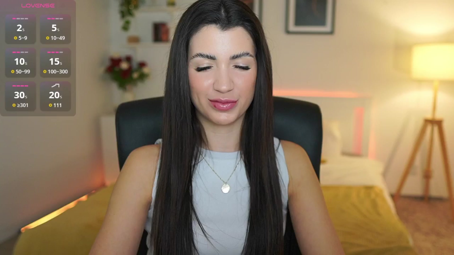 Gallery image thumbnail from Julia_Roca's myfreecams stream on, 03/28/2025, 20:42 image 1 of 20