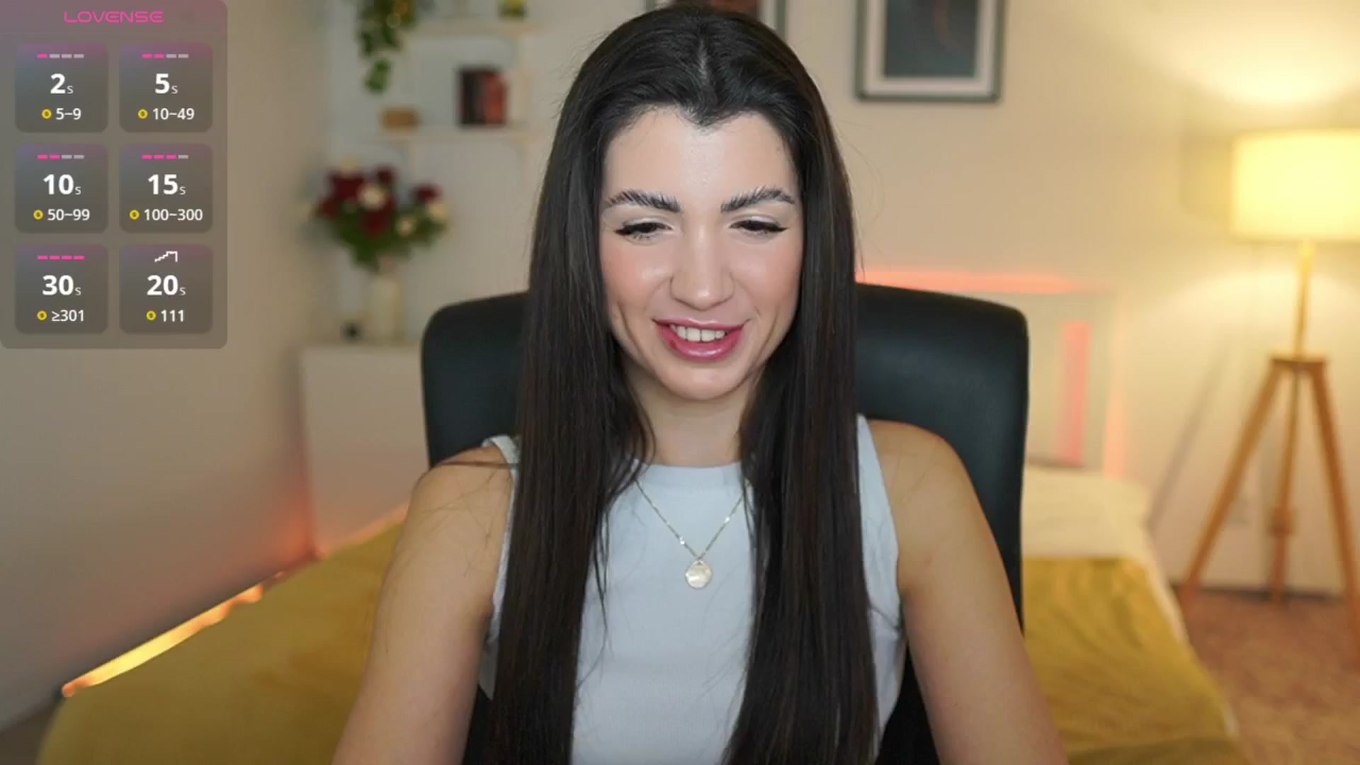 Gallery image thumbnail from Julia_Roca's myfreecams stream on, 03/28/2025, 20:42 image 10 of 20