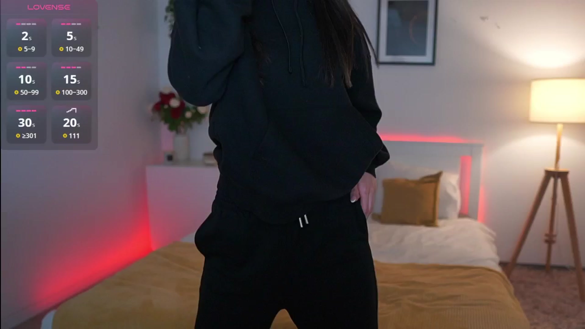 Gallery image thumbnail from Julia_Roca's myfreecams stream on, 04/02/2025, 22:51 image 12 of 20