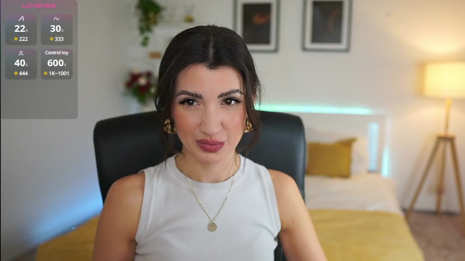 Gallery image thumbnail from Julia_Roca's myfreecams stream on, 04/03/2025, 14:37 image 19 of 20