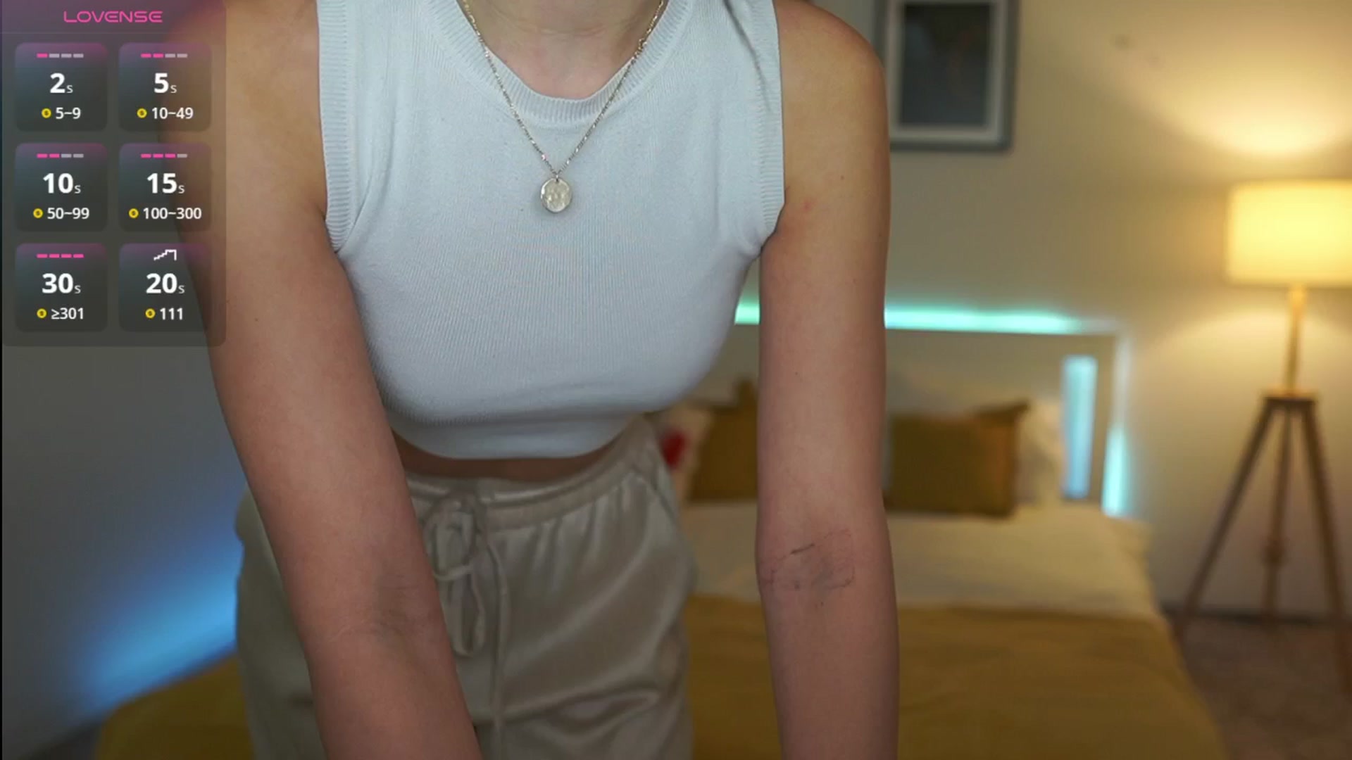 Gallery image thumbnail from Julia_Roca's myfreecams stream on, 04/03/2025, 14:37 image 10 of 20