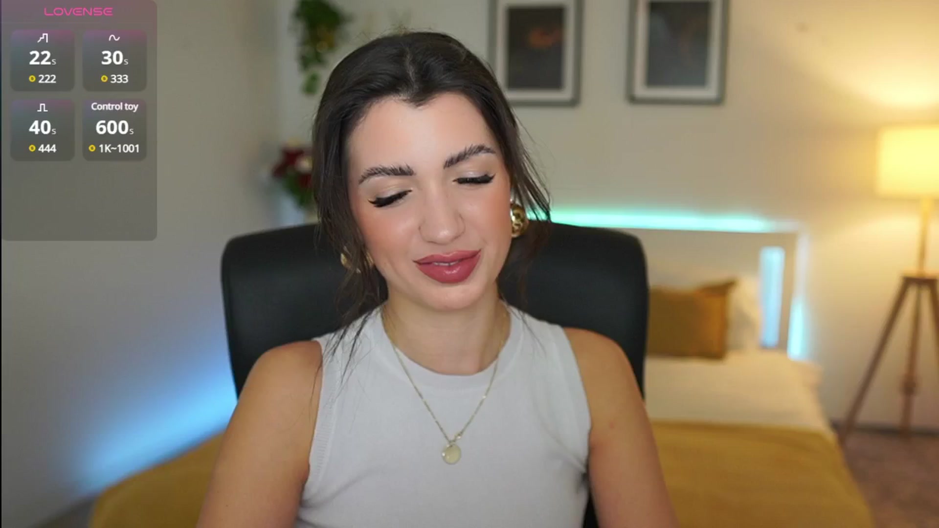 Gallery image thumbnail from Julia_Roca's myfreecams stream on, 04/03/2025, 14:37 image 3 of 20