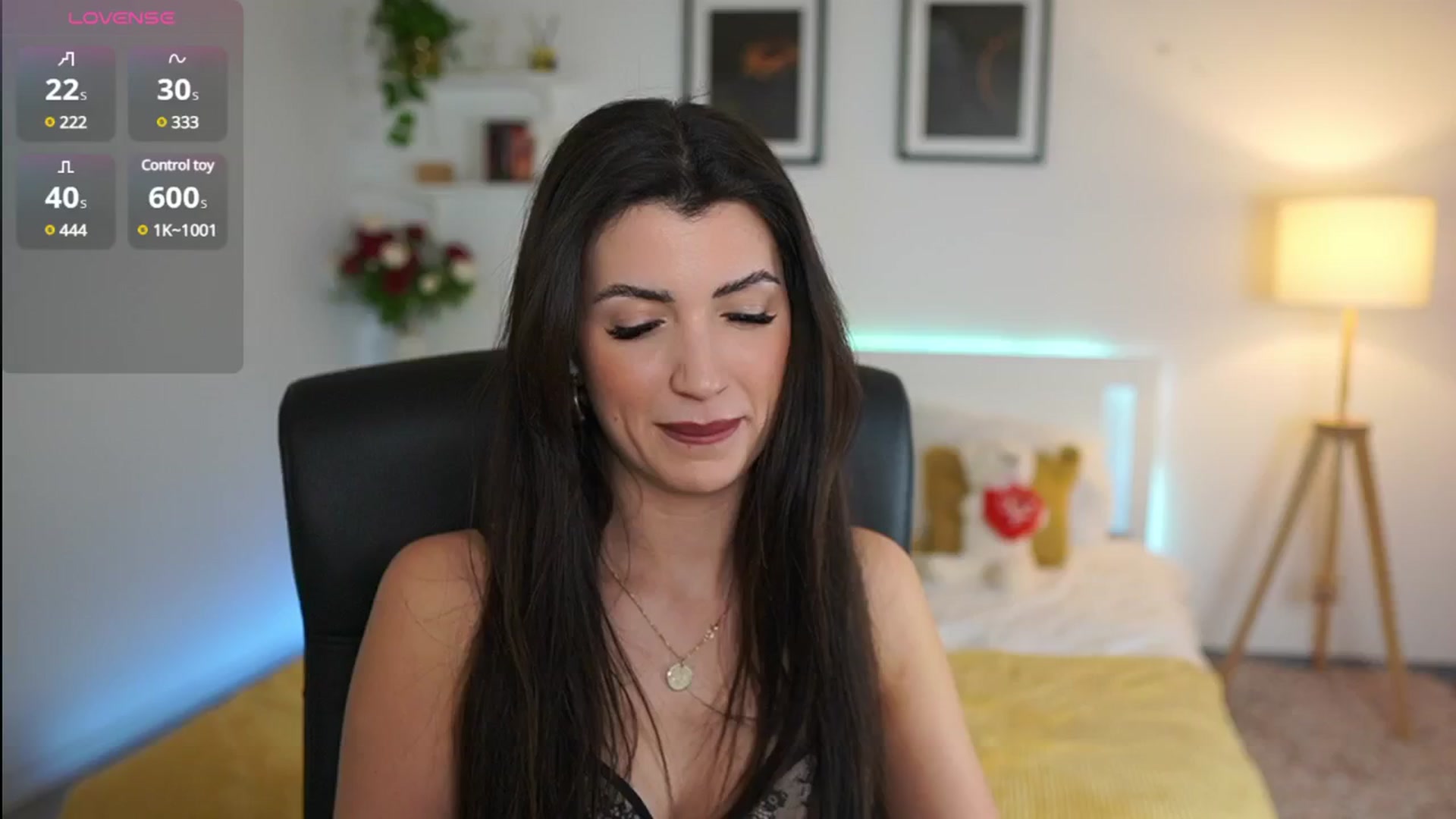 Gallery image thumbnail from Julia_Roca's myfreecams stream on, 04/03/2025, 17:42 image 12 of 20