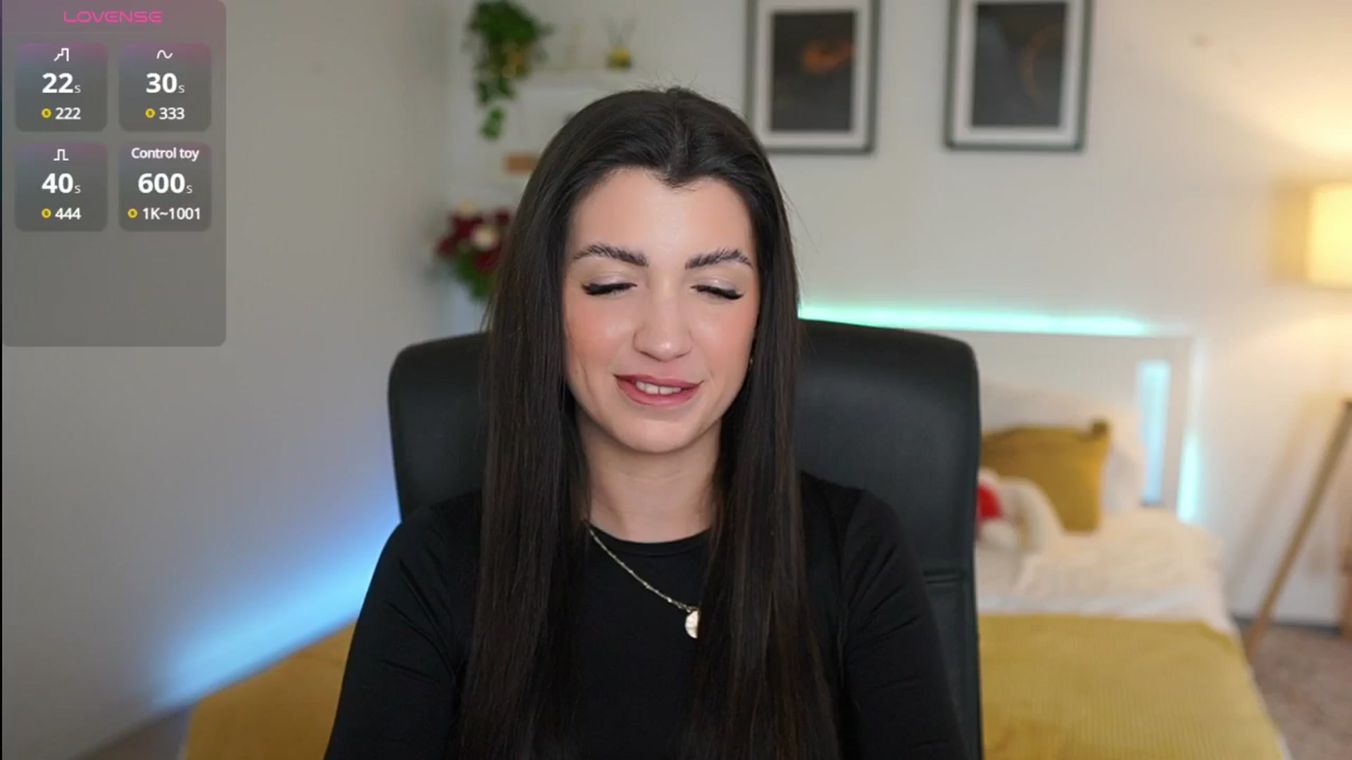 Gallery image thumbnail from Julia_Roca's myfreecams stream on, 04/04/2025, 09:45 image 19 of 20