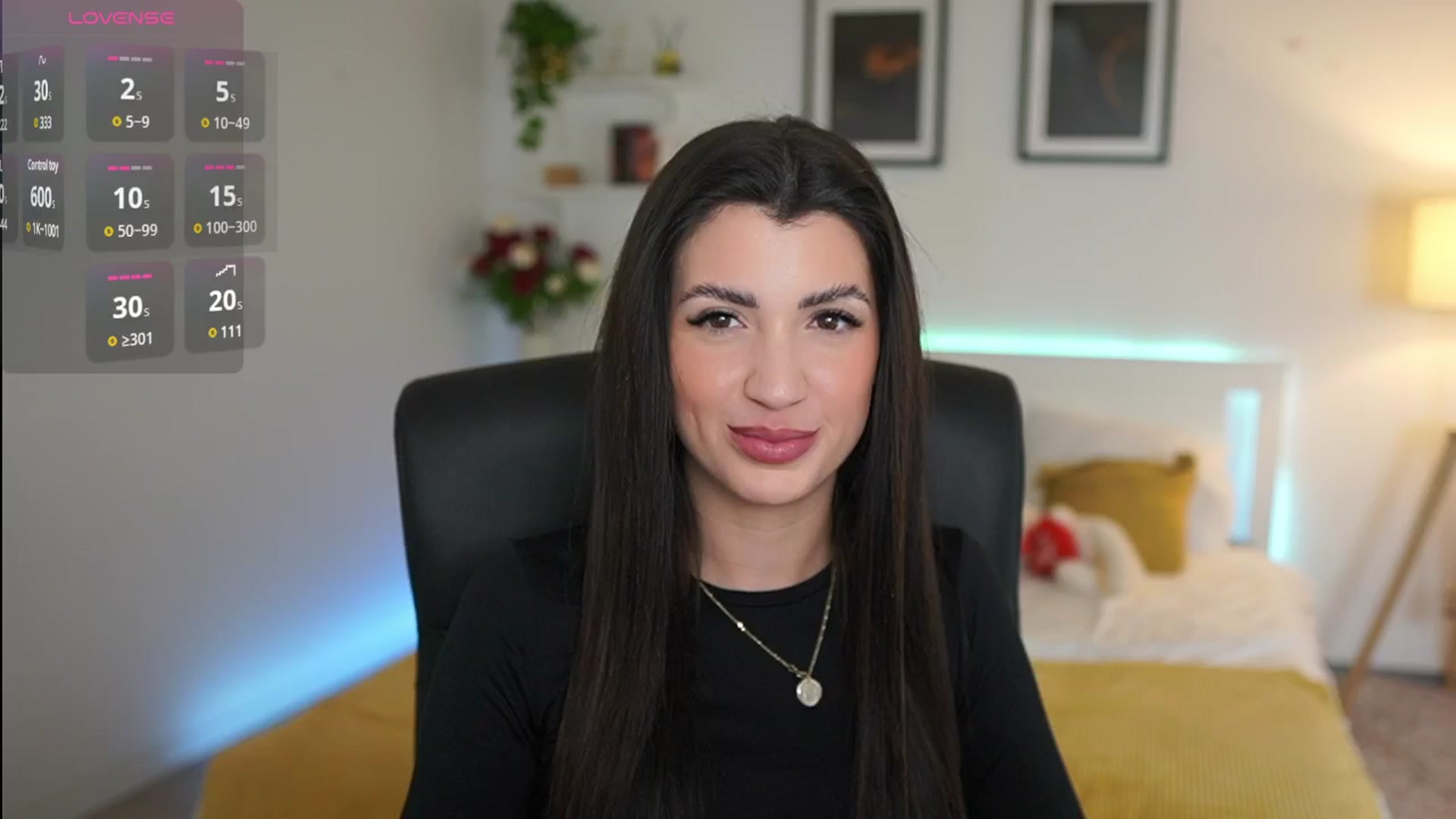 Gallery image thumbnail from Julia_Roca's myfreecams stream on, 04/04/2025, 09:45 image 20 of 20