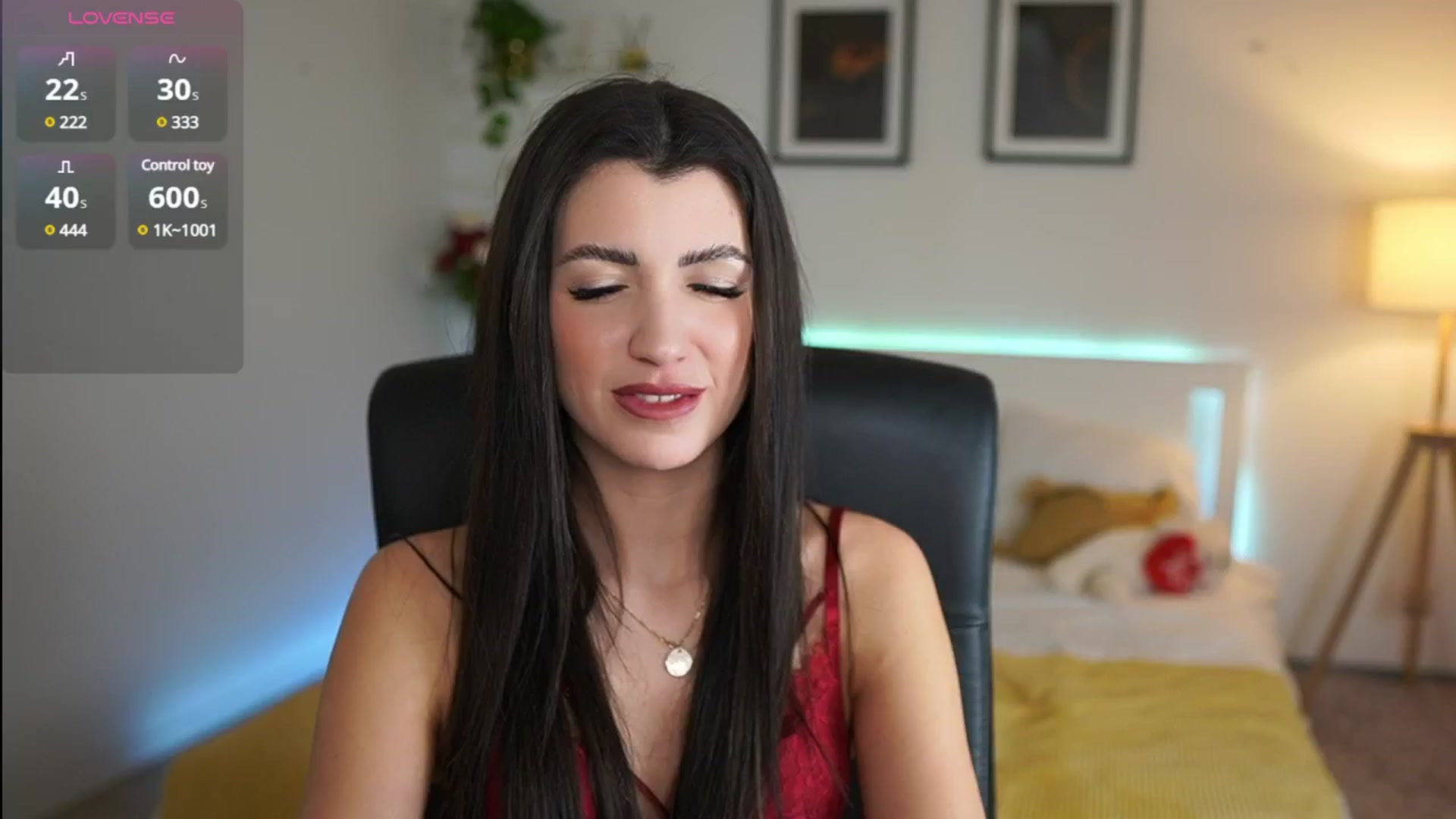 Gallery image thumbnail from Julia_Roca's myfreecams stream on, 04/04/2025, 11:50 image 16 of 20