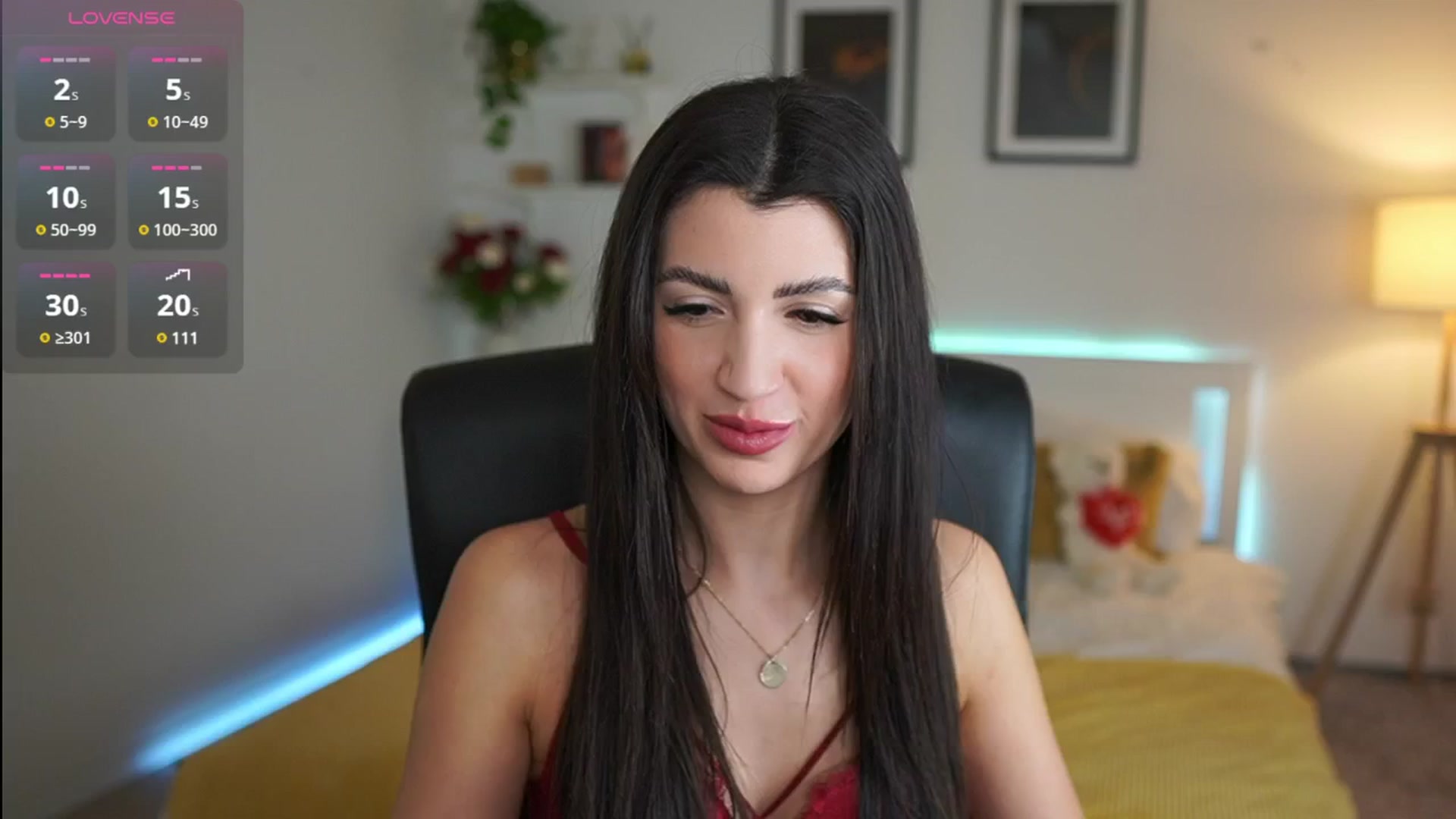 Gallery image thumbnail from Julia_Roca's myfreecams stream on, 04/04/2025, 13:09 image 11 of 20