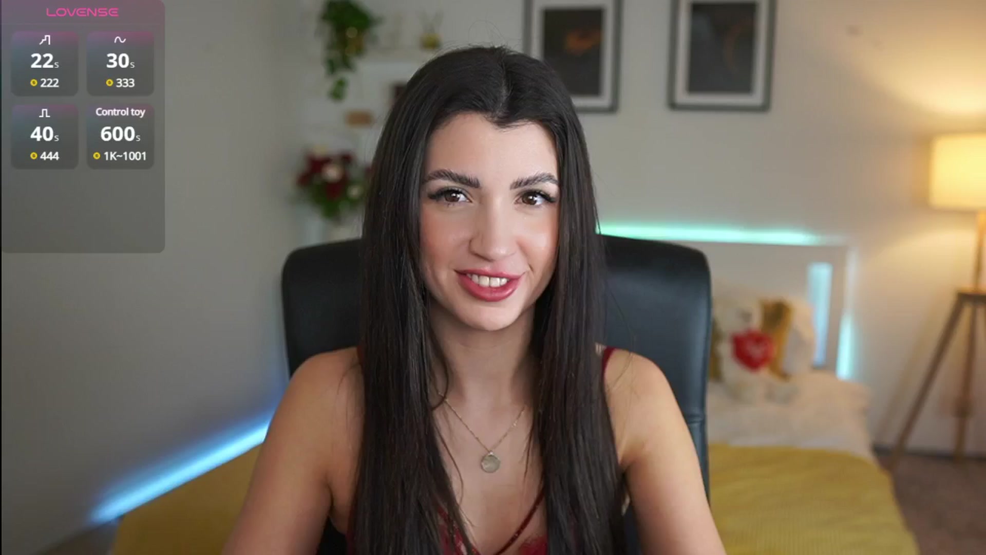 Gallery image thumbnail from Julia_Roca's myfreecams stream on, 04/04/2025, 13:09 image 10 of 20