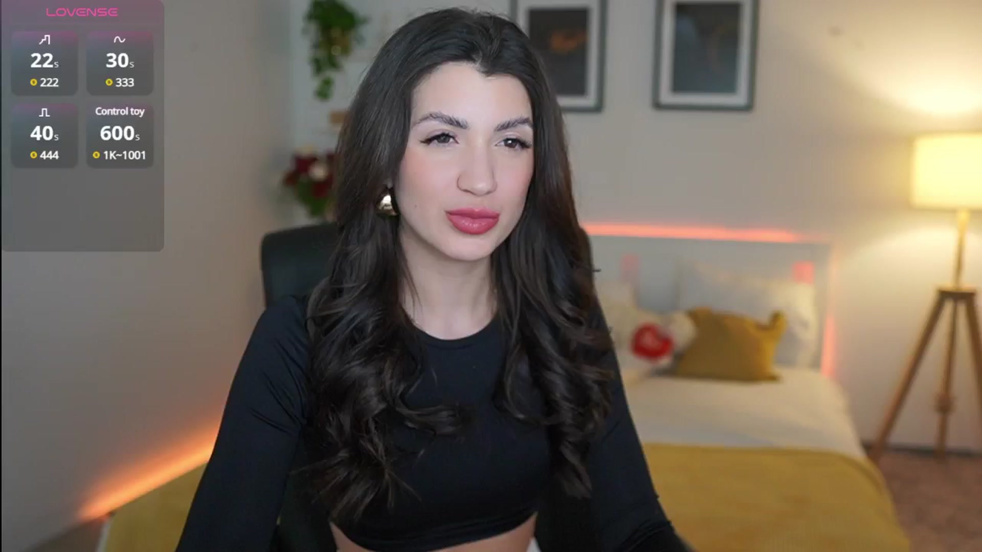 Gallery image thumbnail from Julia_Roca's myfreecams stream on, 04/10/2025, 22:05 image 1 of 20