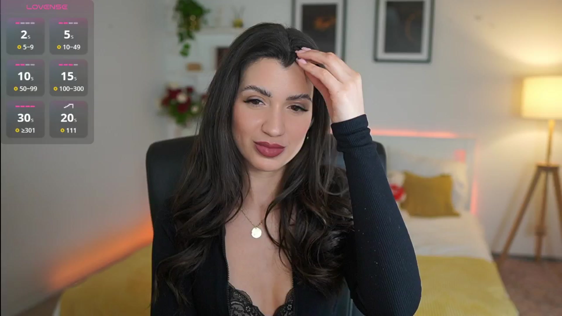 Gallery image thumbnail from Julia_Roca's myfreecams stream on, 04/11/2025, 19:29 image 5 of 20
