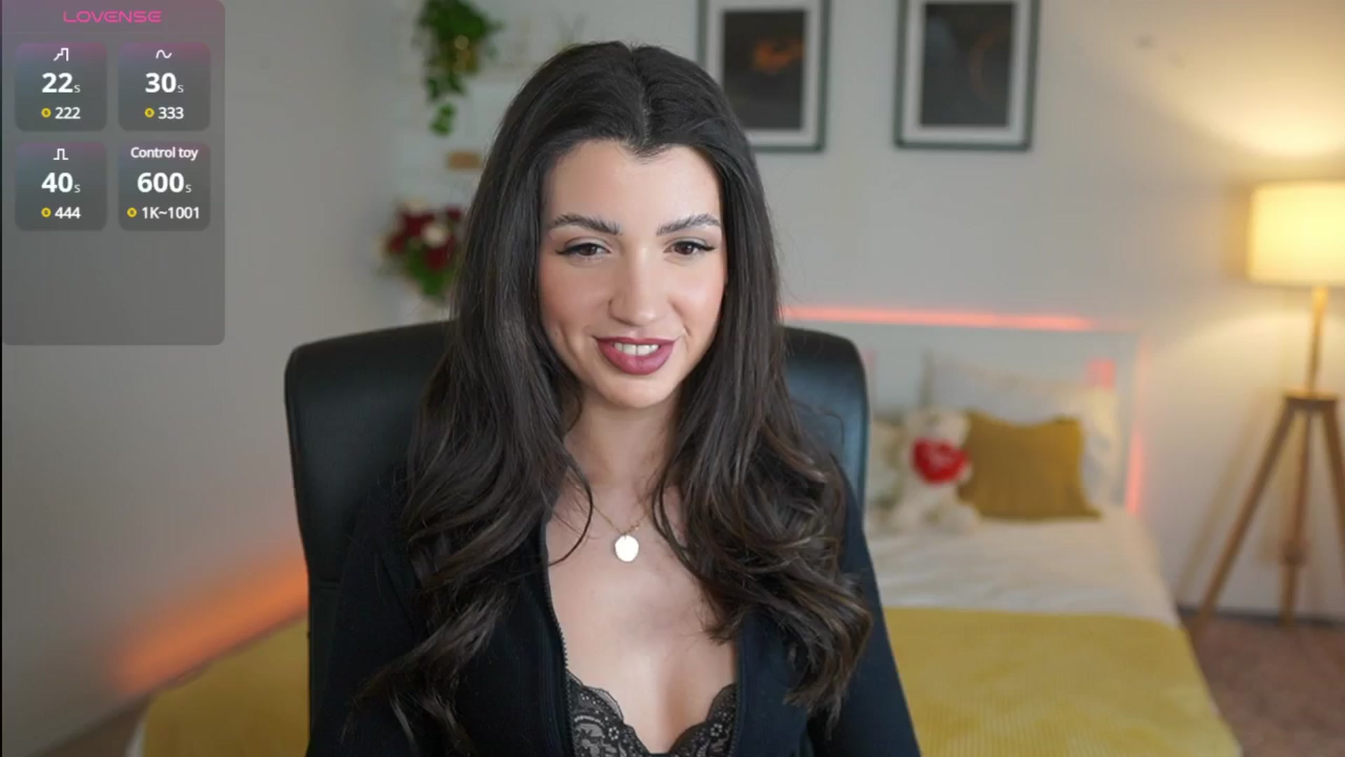 Gallery image thumbnail from Julia_Roca's myfreecams stream on, 04/11/2025, 19:29 image 4 of 20