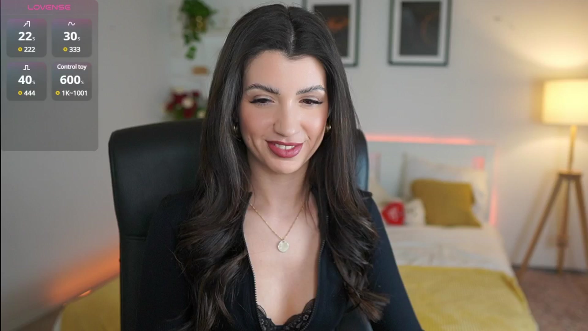 Gallery image thumbnail from Julia_Roca's myfreecams stream on, 04/11/2025, 20:29 image 9 of 20