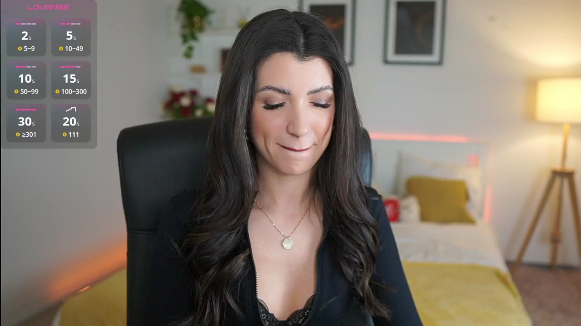 Gallery image thumbnail from Julia_Roca's myfreecams stream on, 04/11/2025, 20:29 image 10 of 20