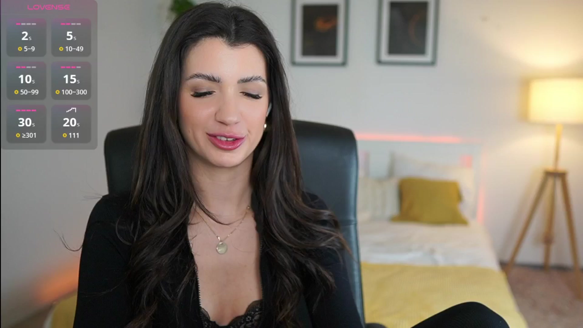 Gallery image thumbnail from Julia_Roca's myfreecams stream on, 04/11/2025, 23:18 image 6 of 20