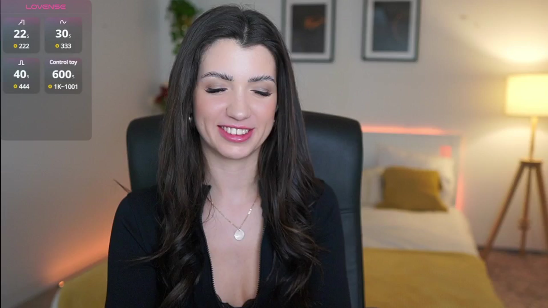 Gallery image thumbnail from Julia_Roca's myfreecams stream on, 04/11/2025, 23:18 image 3 of 20