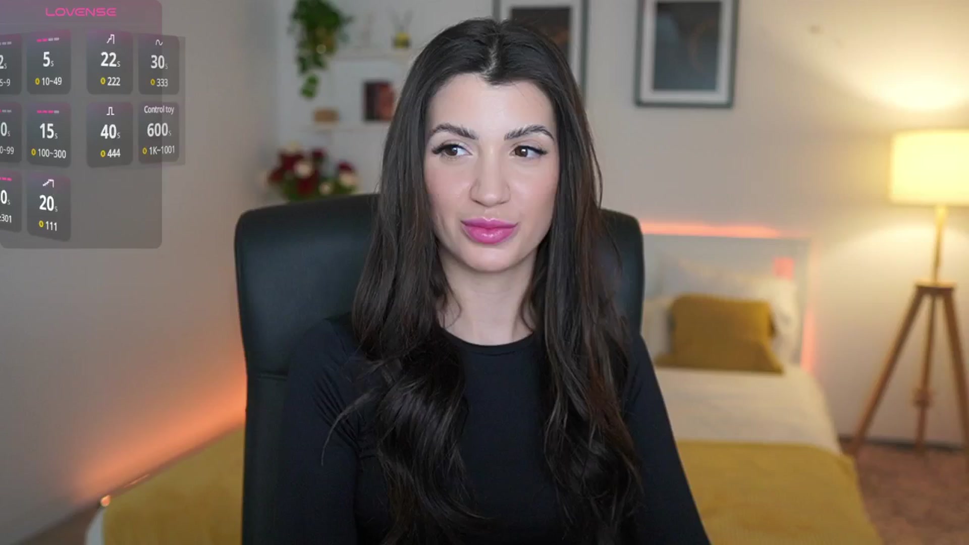 Gallery image thumbnail from Julia_Roca's myfreecams stream on, 04/12/2025, 18:43 image 9 of 20