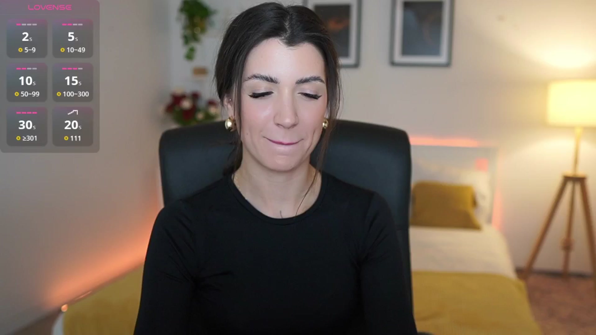Gallery image thumbnail from Julia_Roca's myfreecams stream on, 04/12/2025, 20:05 image 2 of 20