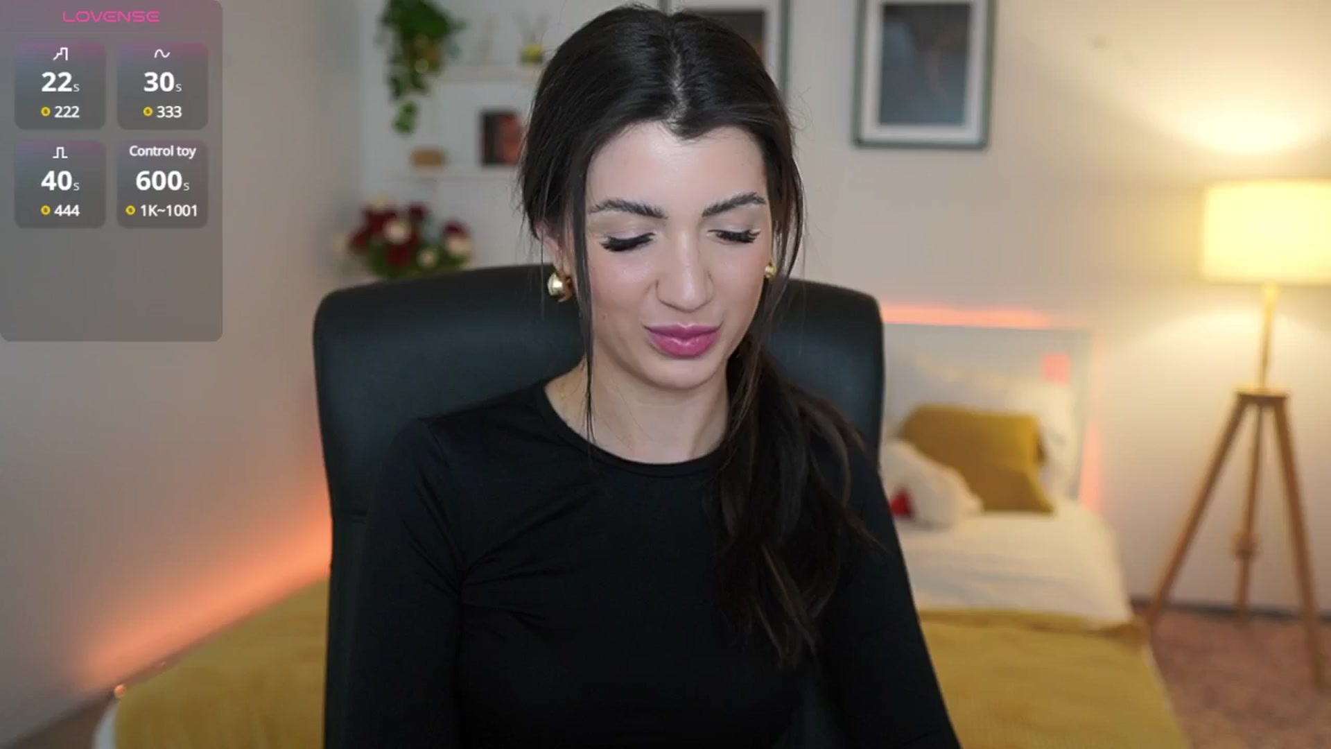 Gallery image thumbnail from Julia_Roca's myfreecams stream on, 04/12/2025, 20:05 image 20 of 20