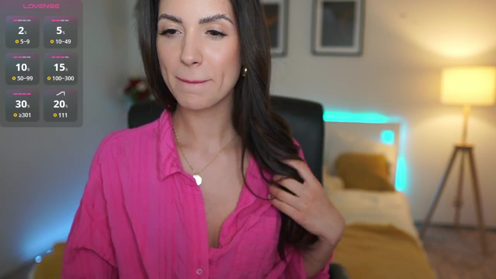 Gallery image thumbnail from Julia_Roca's myfreecams stream on, 04/13/2025, 23:32 image 13 of 20