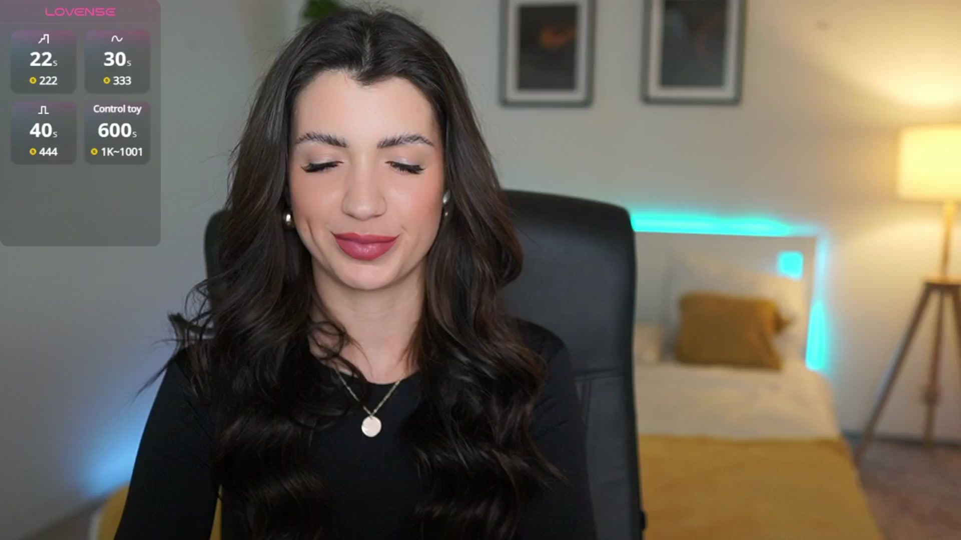 Gallery image thumbnail from Julia_Roca's myfreecams stream on, 04/14/2025, 19:39 image 9 of 20