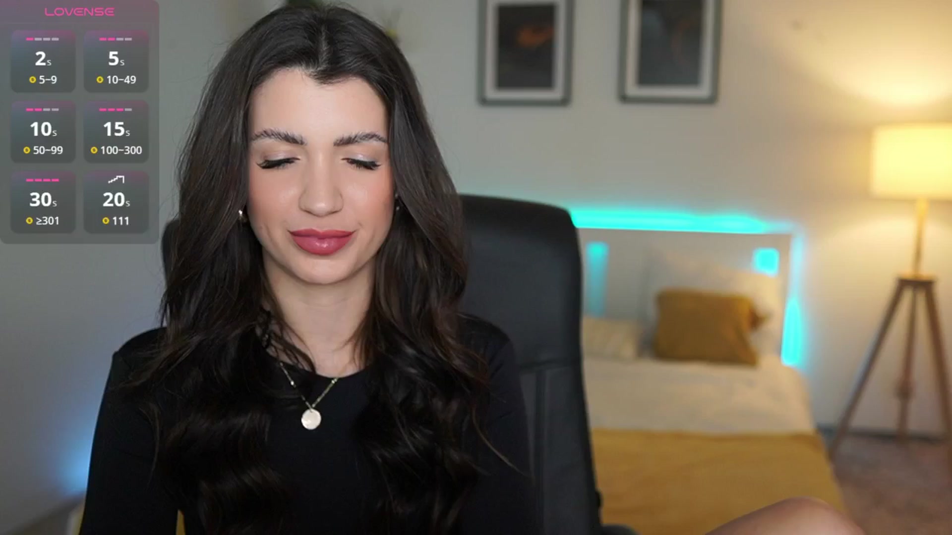 Gallery image thumbnail from Julia_Roca's myfreecams stream on, 04/14/2025, 19:39 image 8 of 20