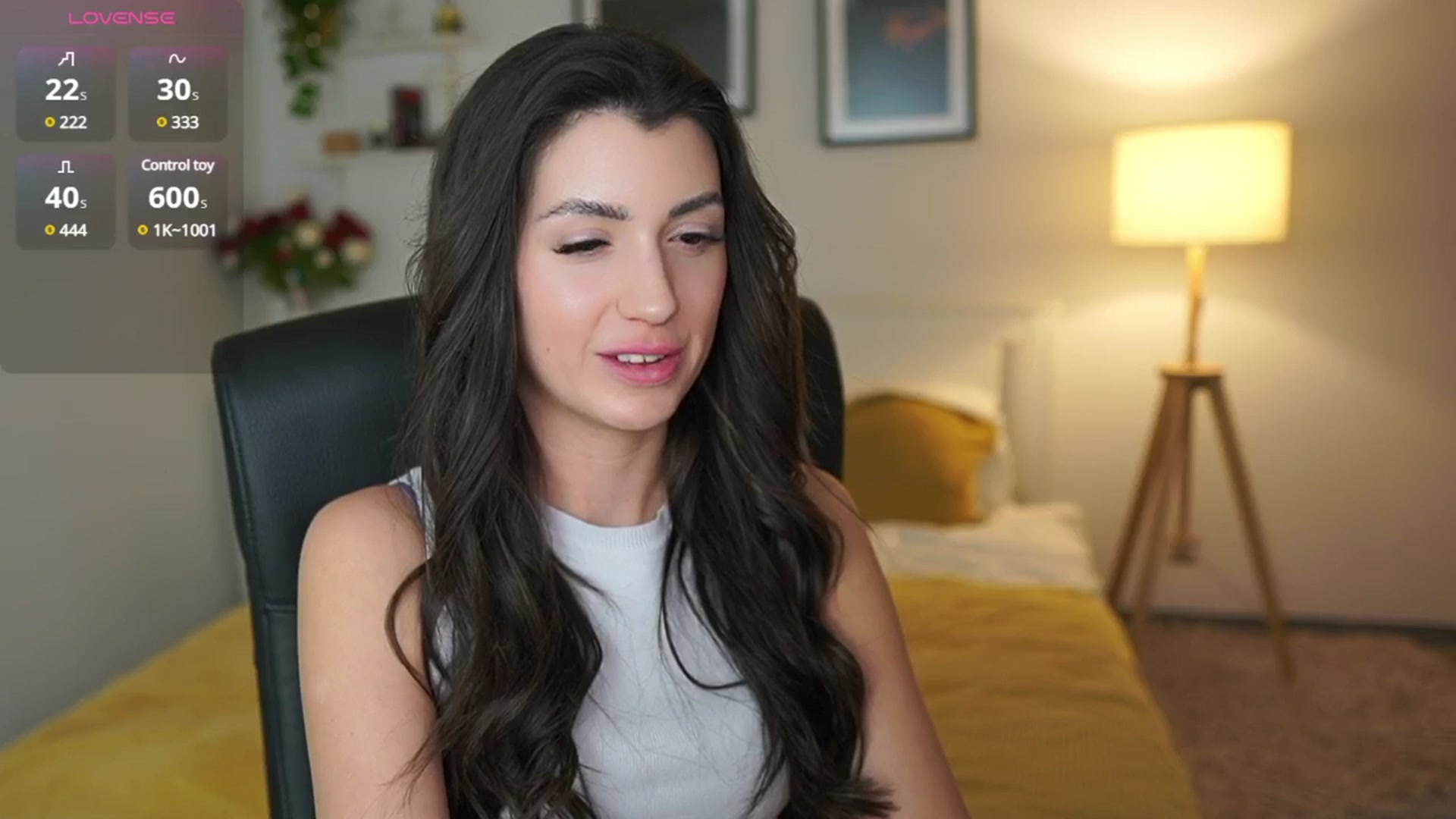Gallery image thumbnail from Julia_Roca's myfreecams stream on, 04/27/2025, 21:12 image 4 of 20